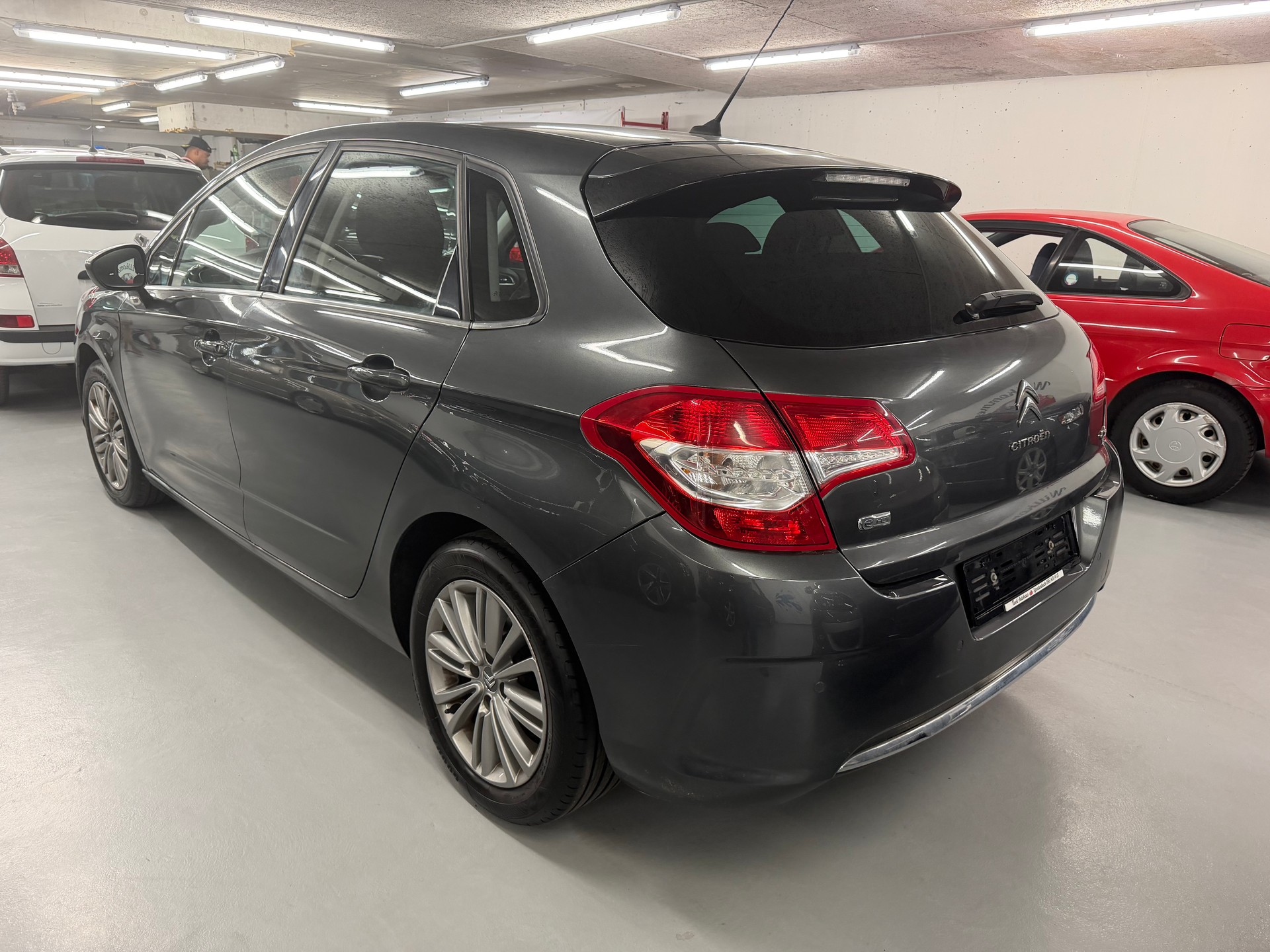 CITROEN C4 Berline 1.6 HDi Séduction-image-3