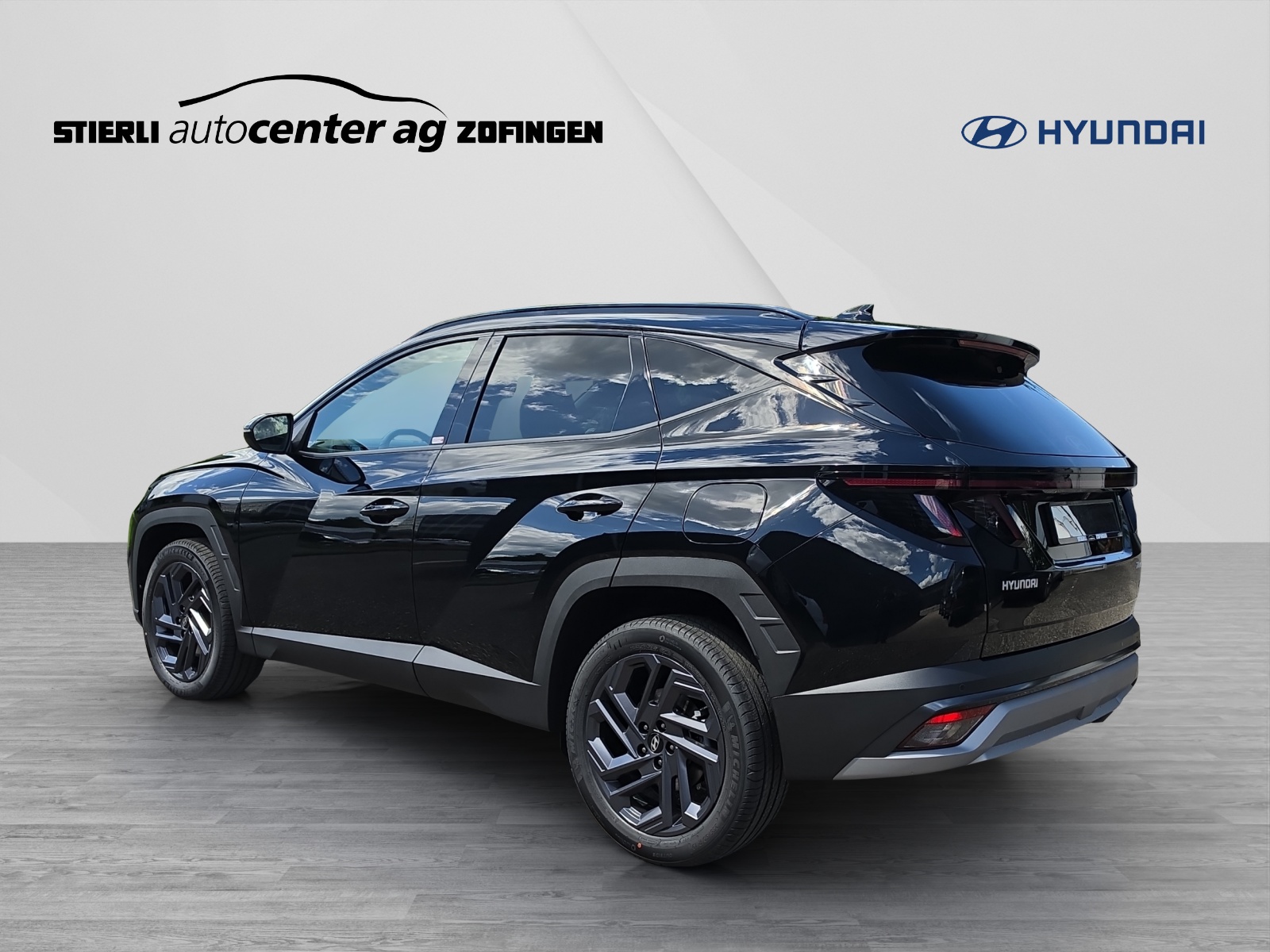 HYUNDAI Tucson 1.6 T-GDi HEV Origo Blackline 4WD-image-6