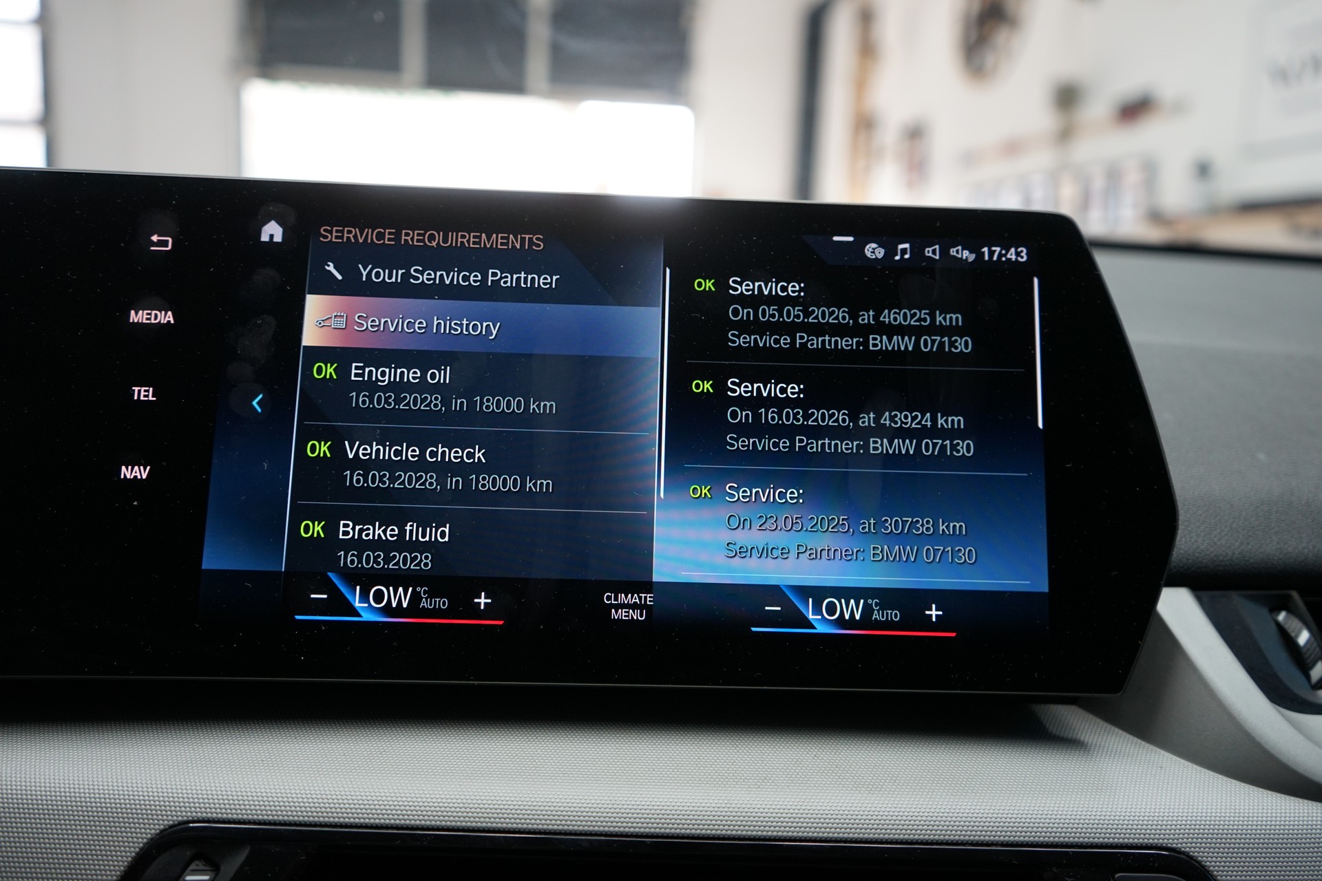 BMW X1 sDrive 18i-image-12