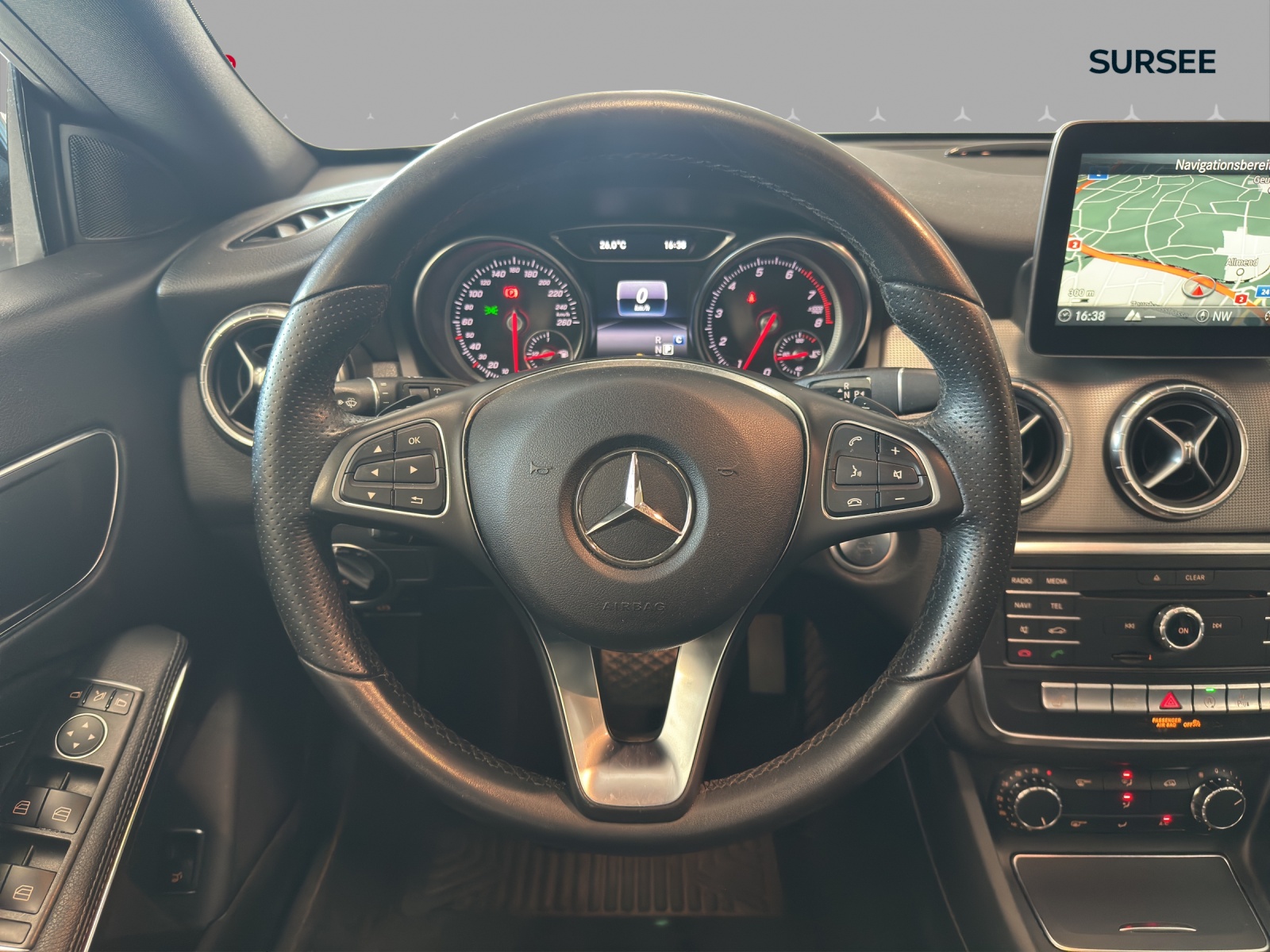 MERCEDES-BENZ CLA Shooting Brake 250 Urban 4Matic 7G-DCT-image-9