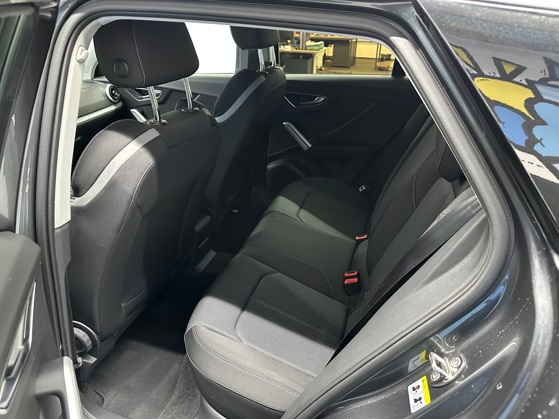 AUDI Q2 35 TFSI S line S-tronic-image-8