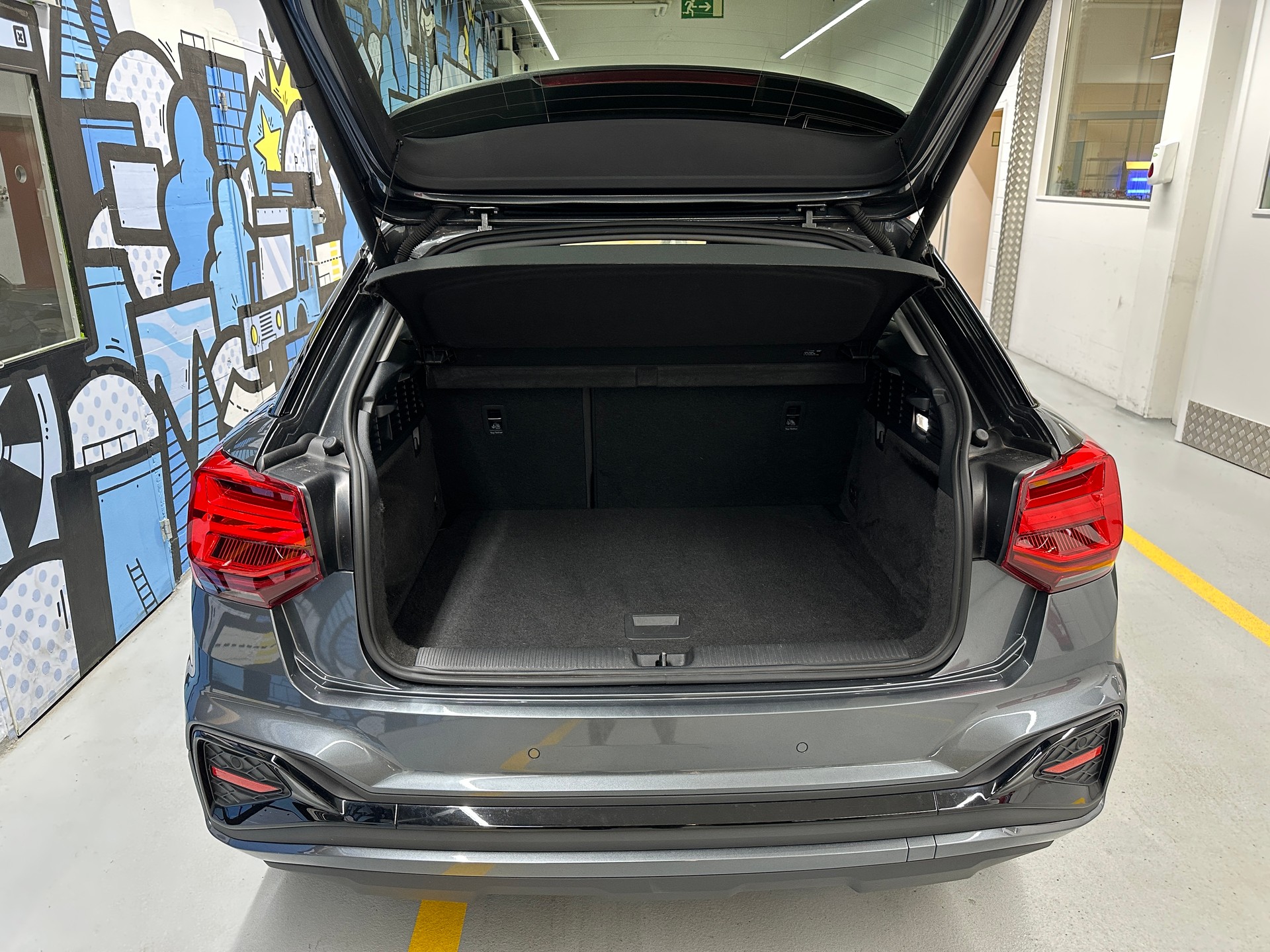 AUDI Q2 35 TFSI S line S-tronic-image-5