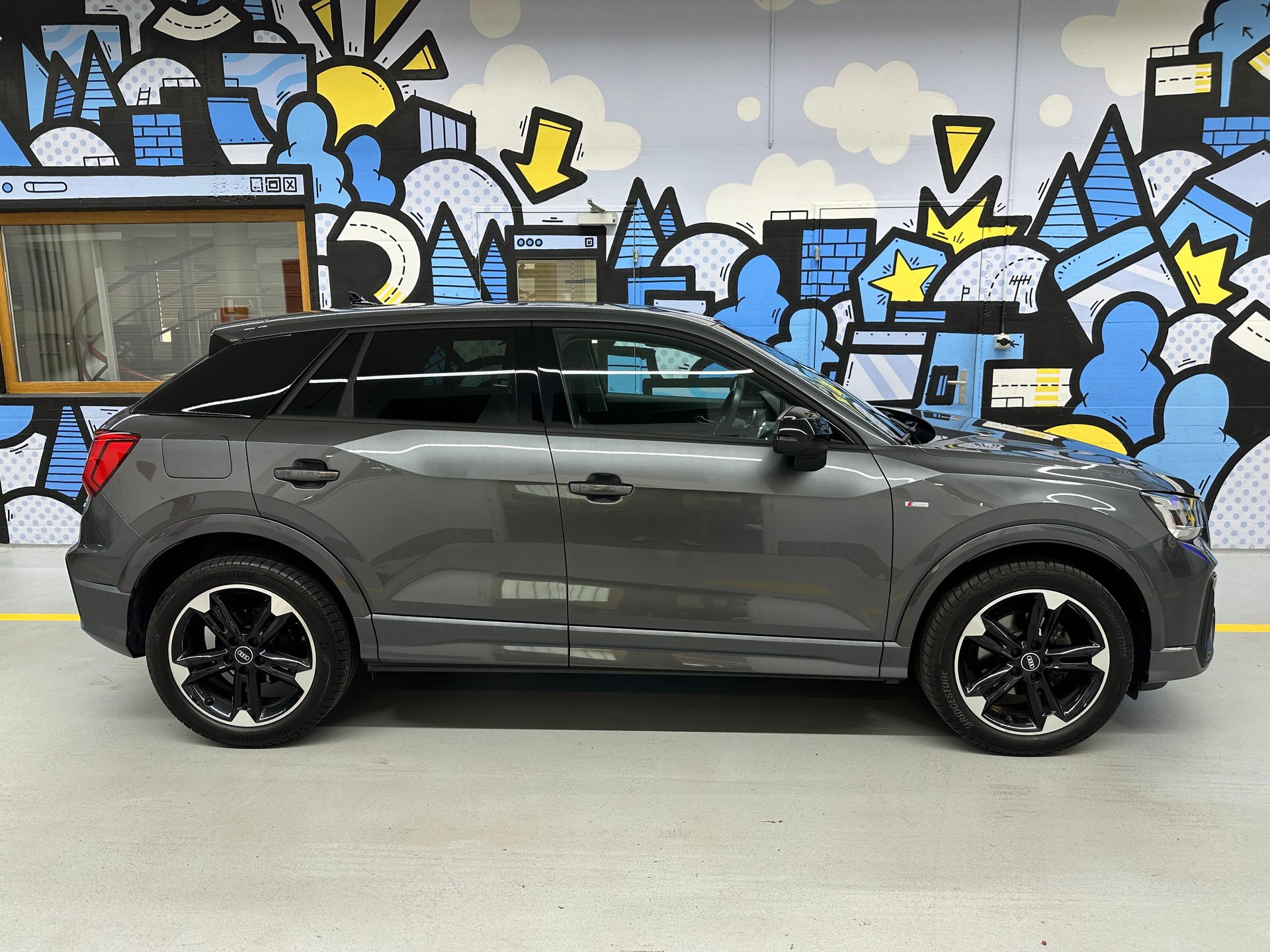 AUDI Q2 35 TFSI S line S-tronic-image-2