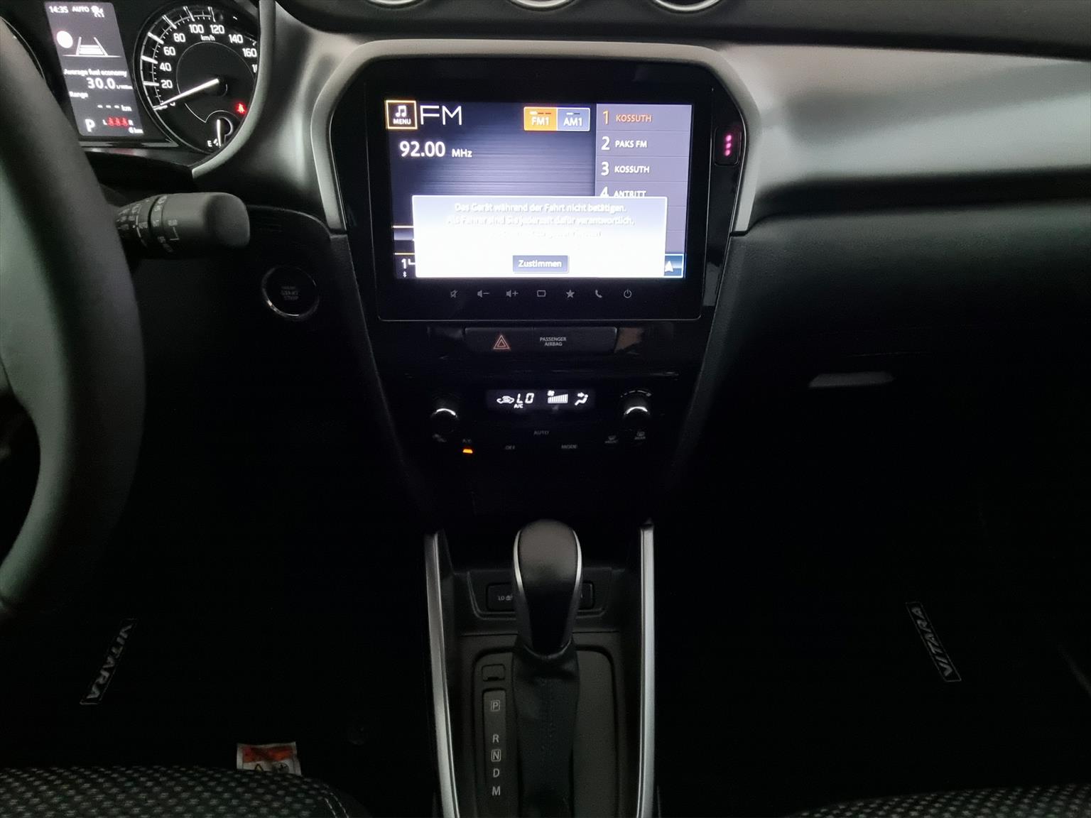 SUZUKI Vitara 1.4 Compact+ Hyb. 4x4 AT-image-9