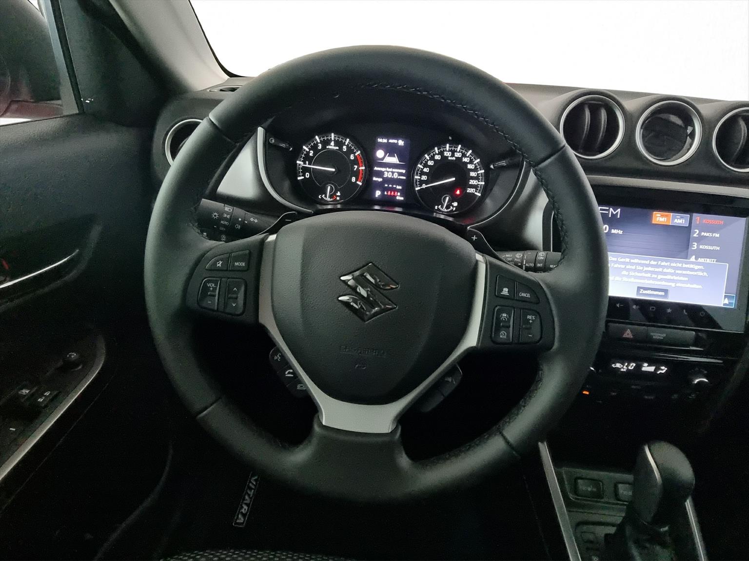 SUZUKI Vitara 1.4 Compact+ Hyb. 4x4 AT-image-8