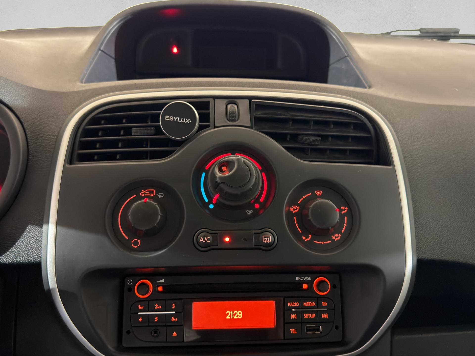 RENAULT Kangoo Medium dCi 95 ENERGY Business-image-12