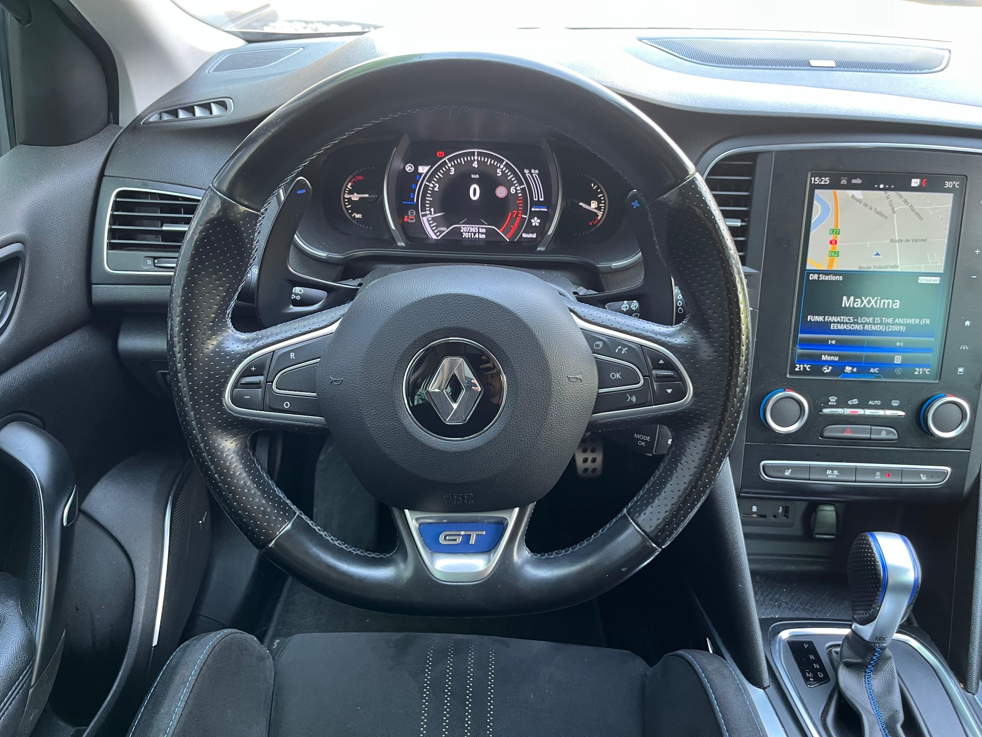 RENAULT Mégane Grandtour 1.6 16V Turbo GT EDC-image-17