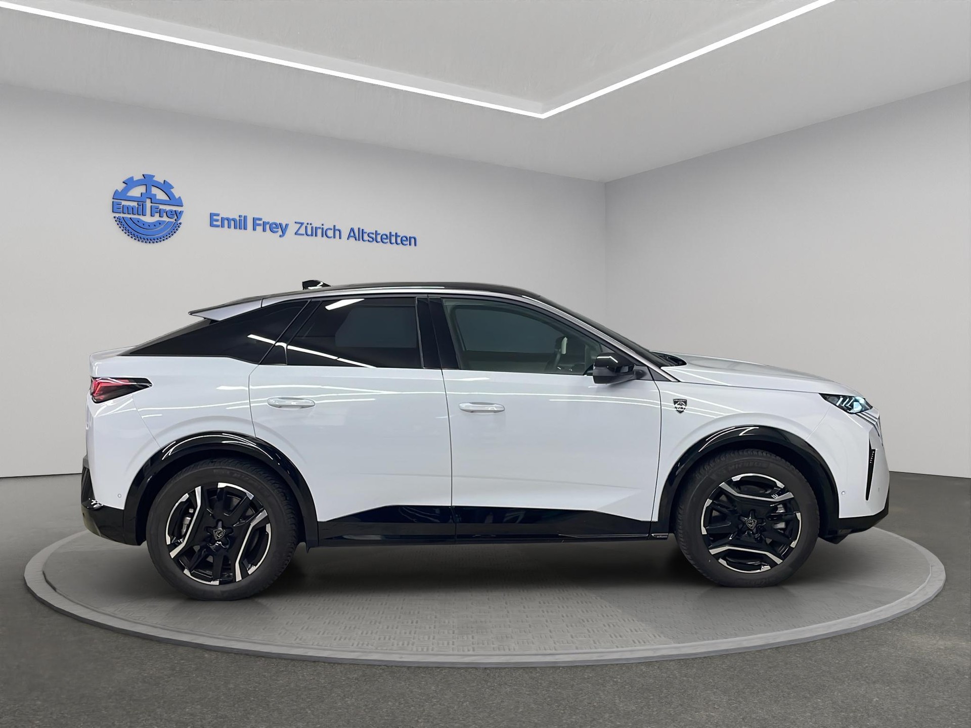 PEUGEOT 3008 e-GT-image-3