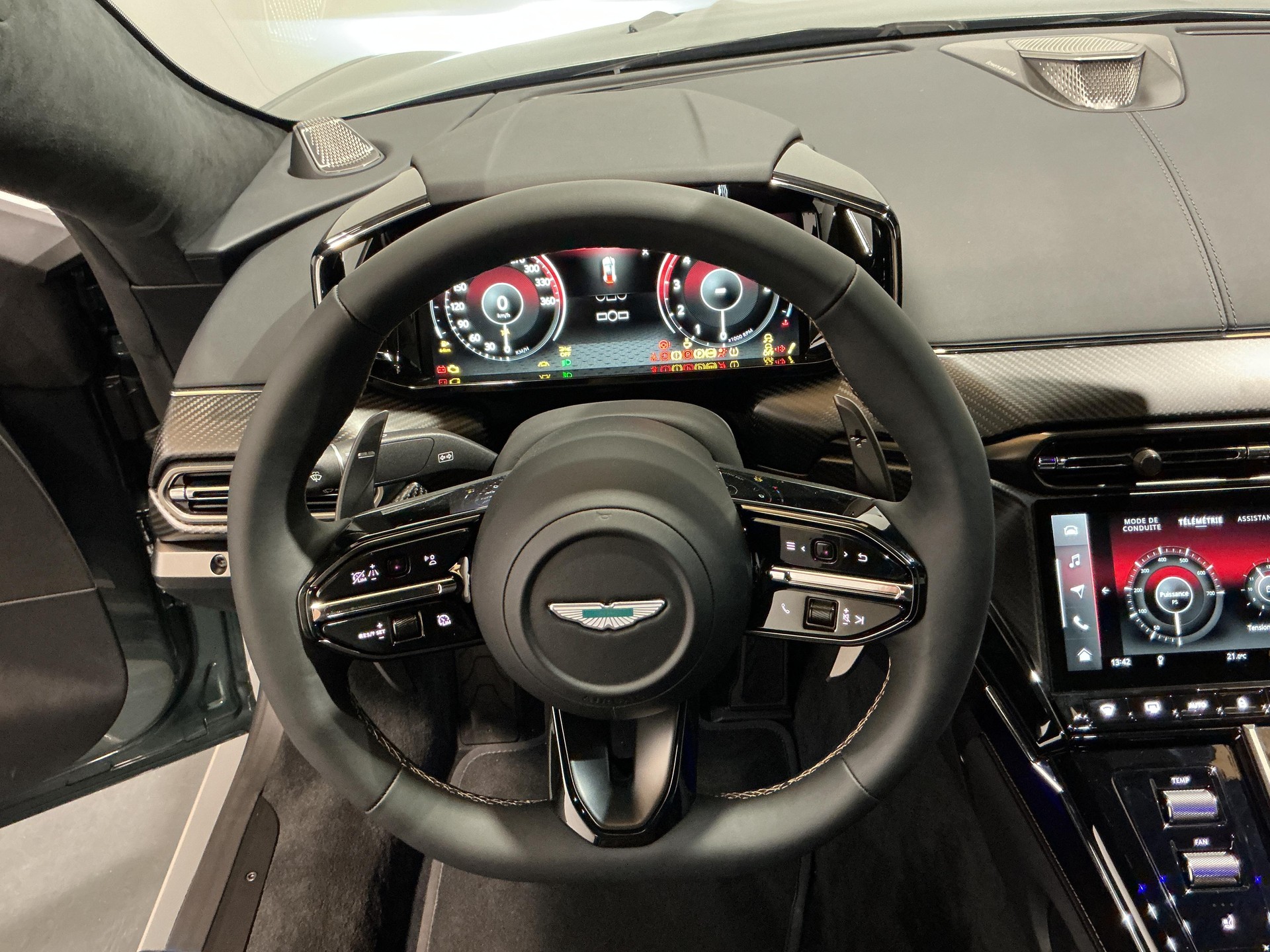 ASTON MARTIN V8 Vantage Coupé 4.0 S V8 Bi-Turbo-image-15