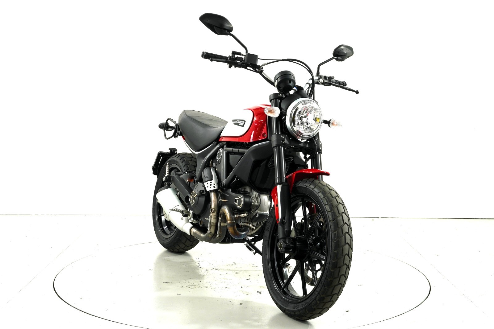 DUCATI Scrambler 800 ABS-showroom-element-1