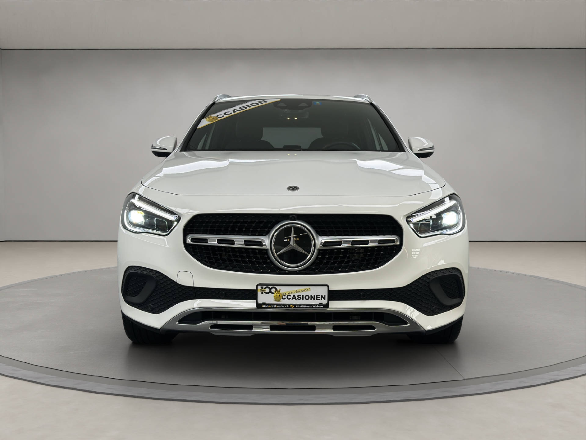 MERCEDES-BENZ GLA 220 d Progressive 4matic-image-4