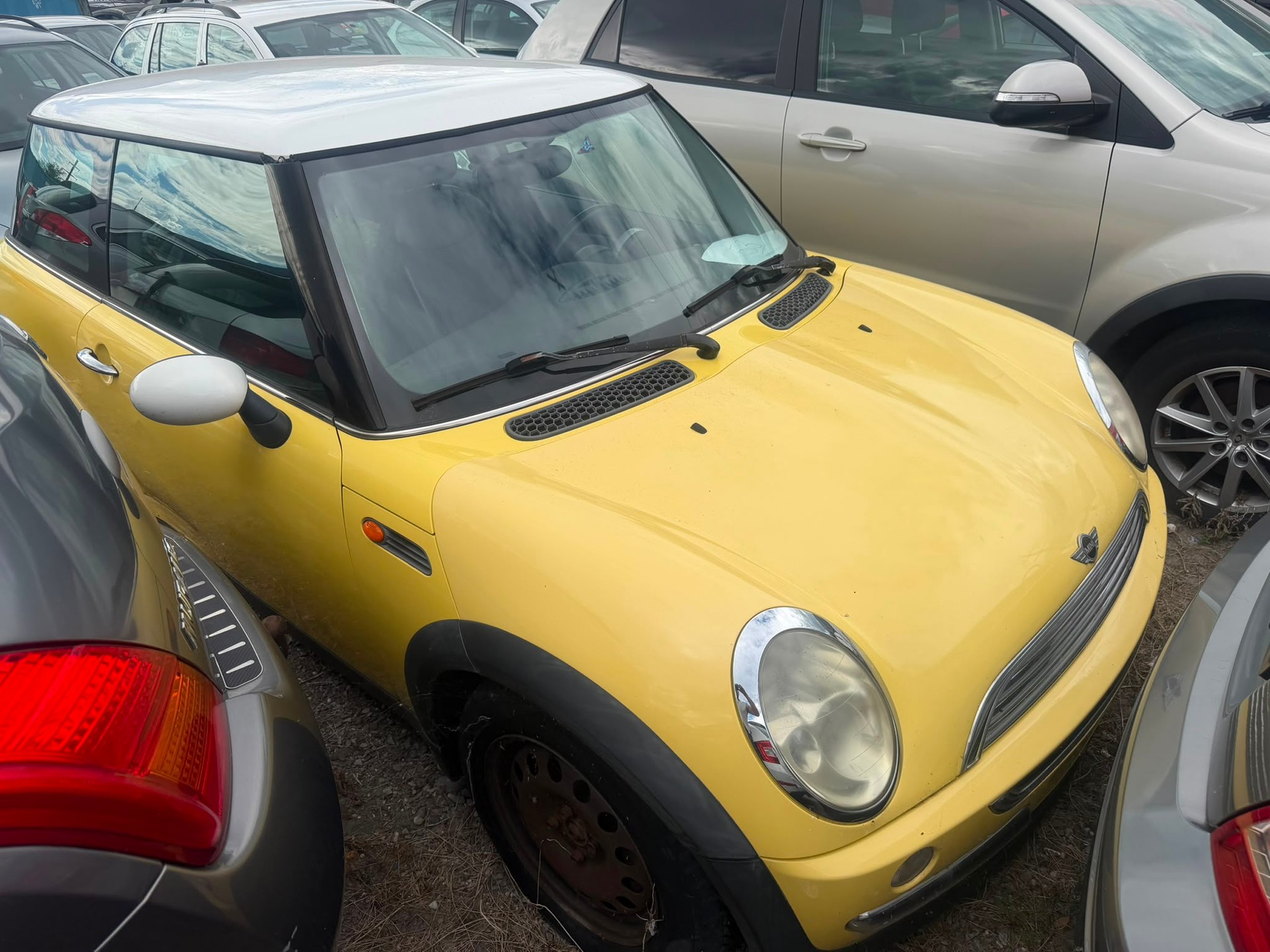MINI Cooper-image-1
