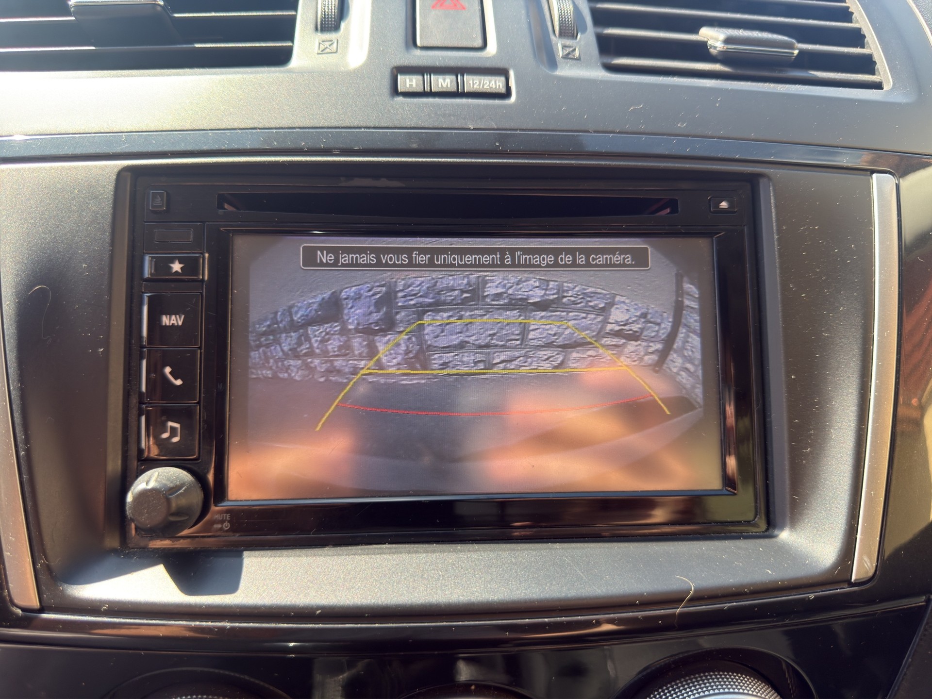 MAZDA 5 2.0 16V Voila ma Suisse Edition+-image-14