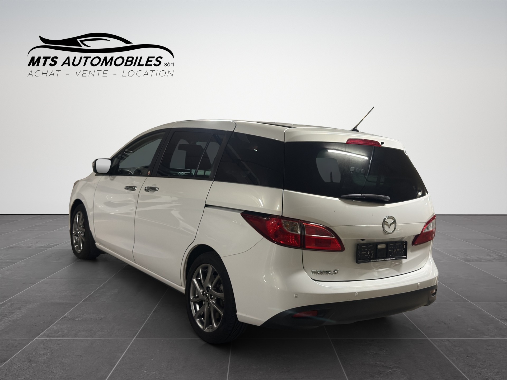 MAZDA 5 2.0 16V Voila ma Suisse Edition+-image-3