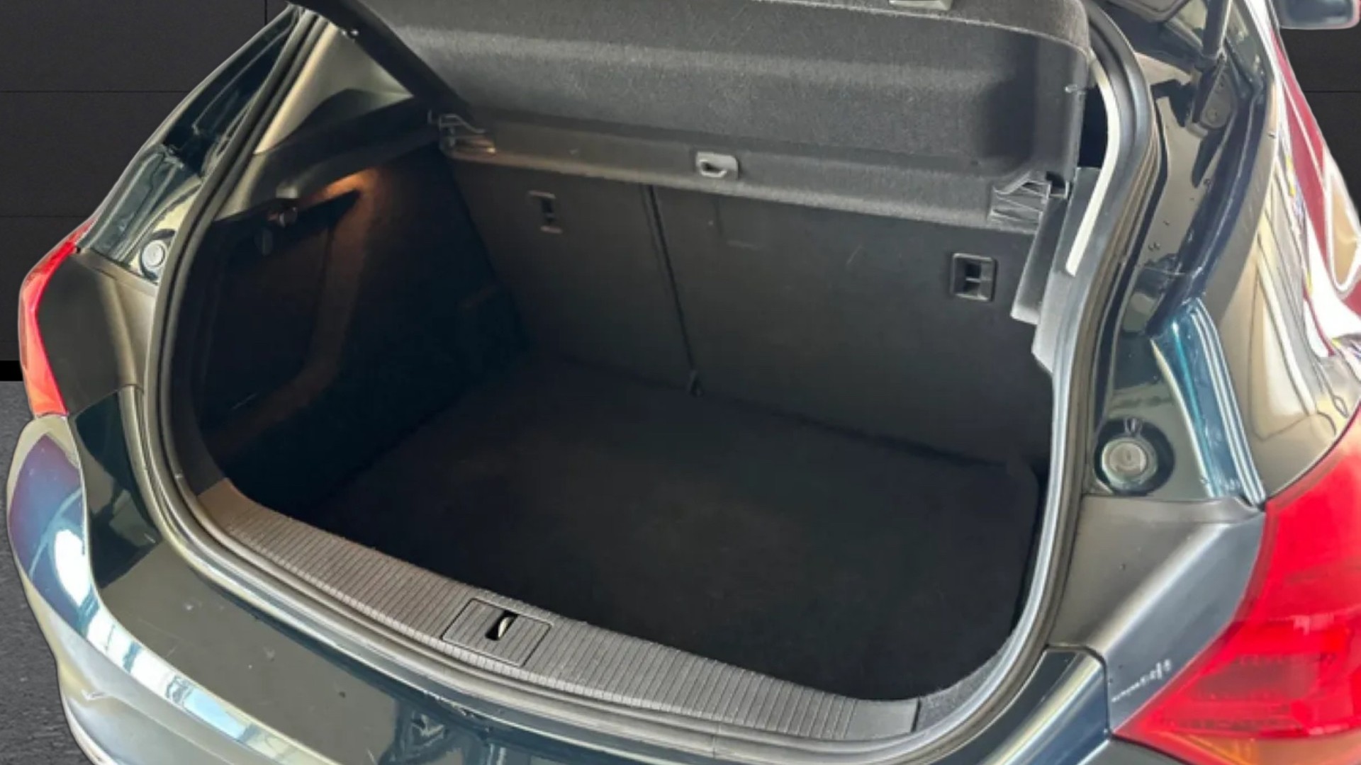 OPEL Astra 1.4i 16V Turbo Sport Automatic-image-7
