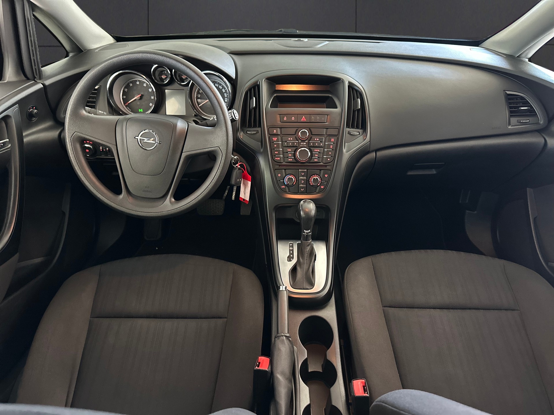 OPEL Astra 1.4i 16V Turbo Sport Automatic-image-11