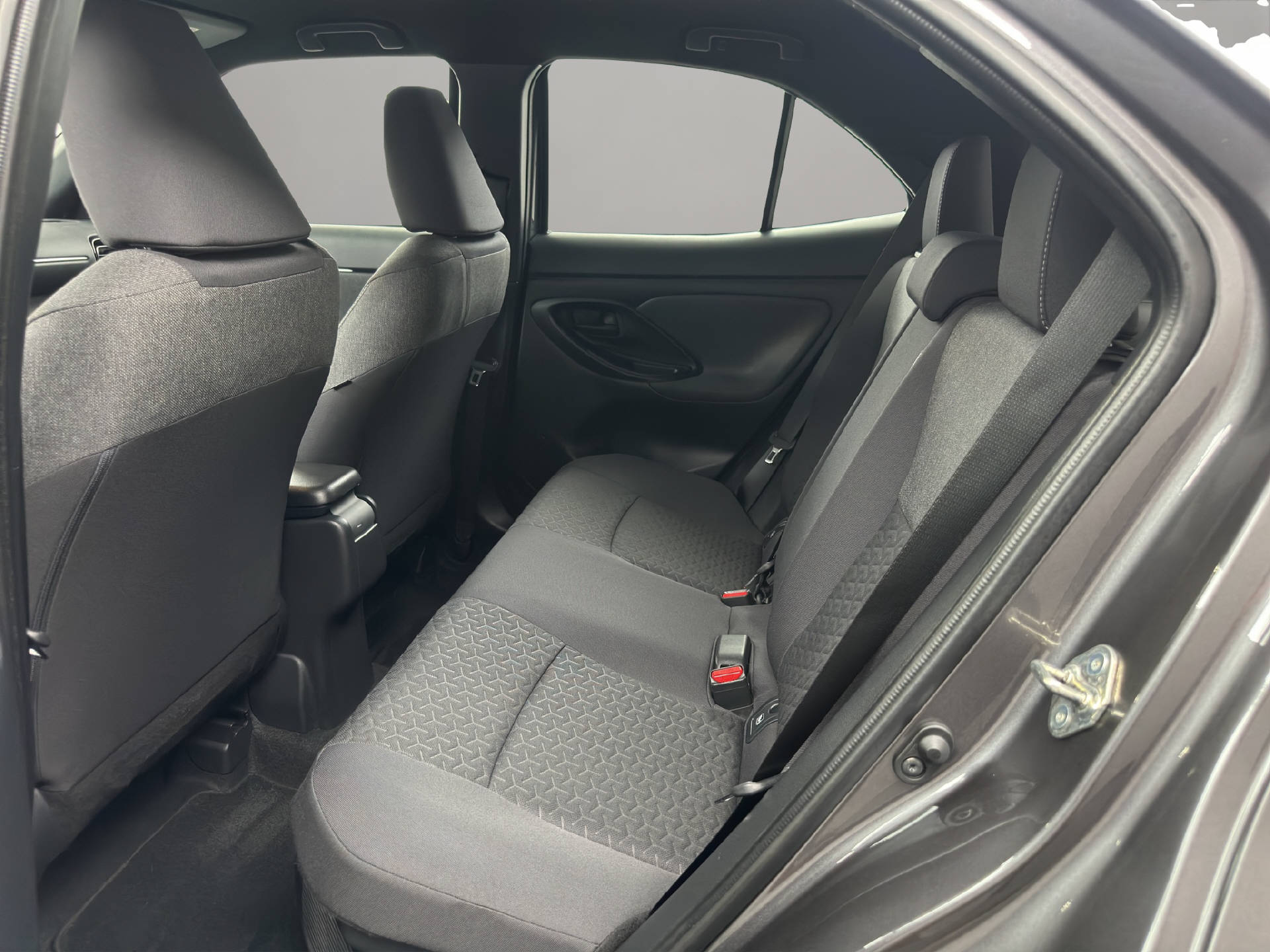 TOYOTA Yaris Cross 1.5 VVT-i HSD Trend AWD-i-image-9