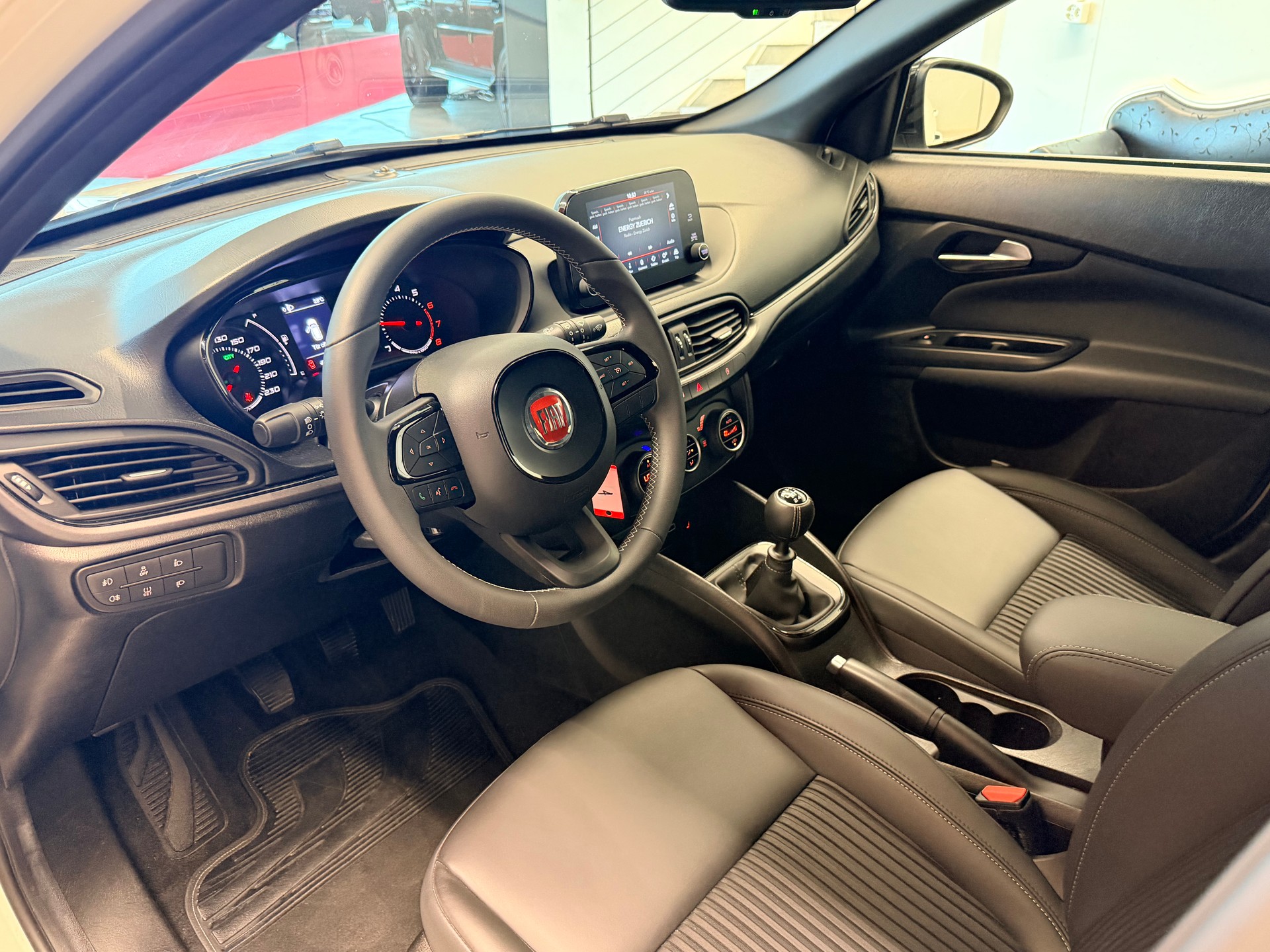FIAT Tipo 1.4TJet S-Design-image-10