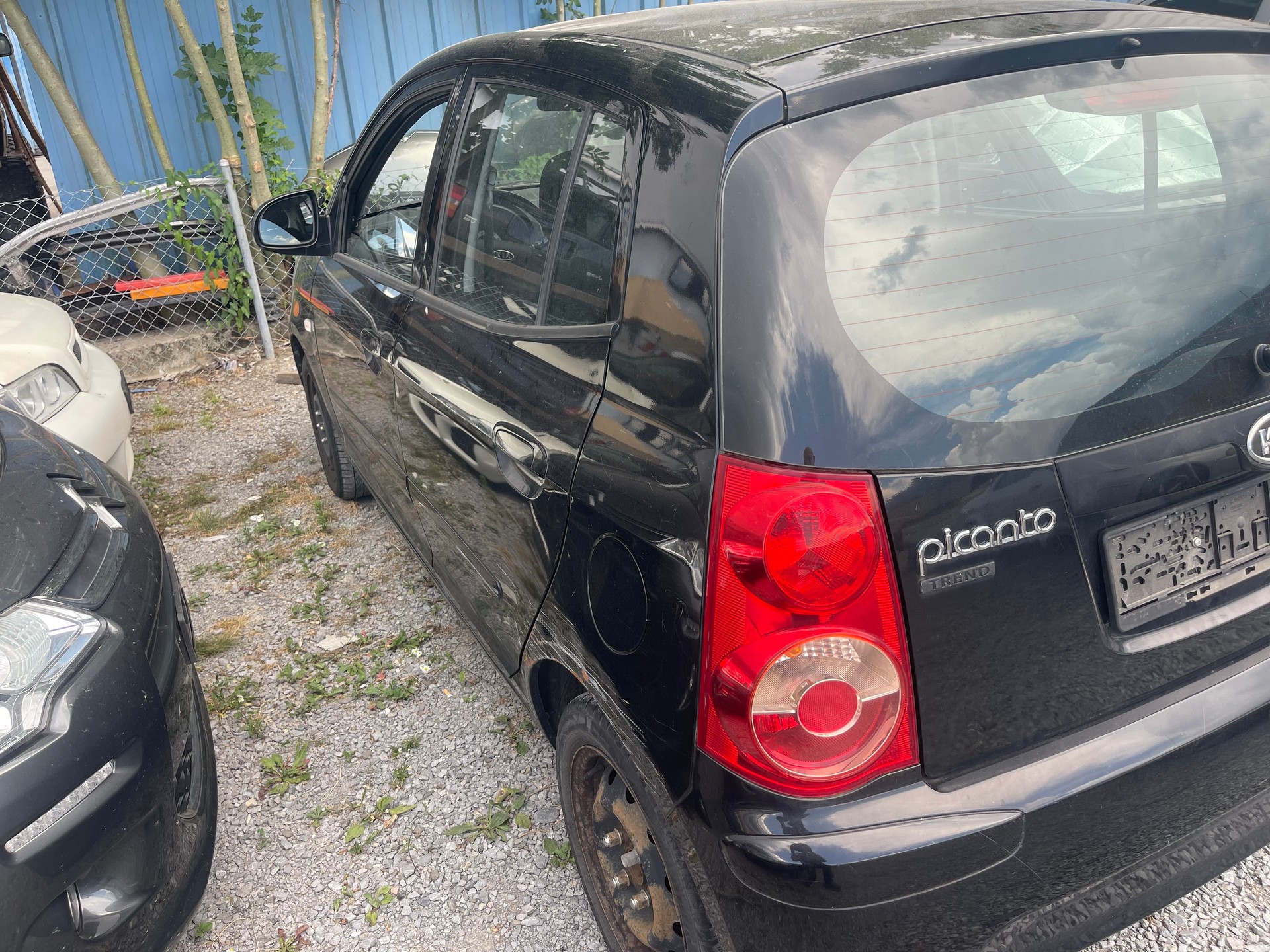 KIA Picanto 1.1 Trend Automatic-image-4