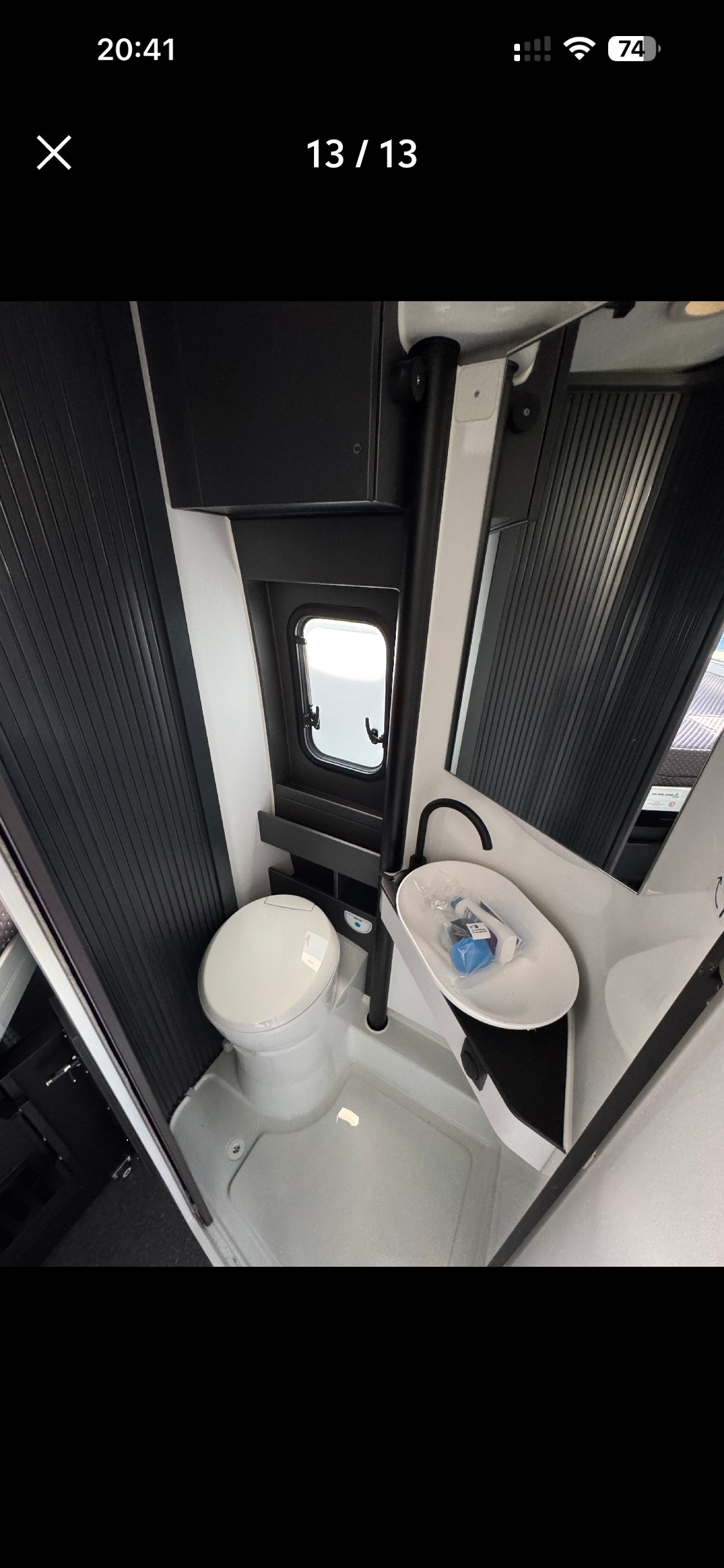 ADRIA Twin 640 SGX Supreme 43 H Chassi 8 Gang Automat 180 PS DELTA 4 x 4 18 Zoll Alufelgen Schwarz Matt-image-14
