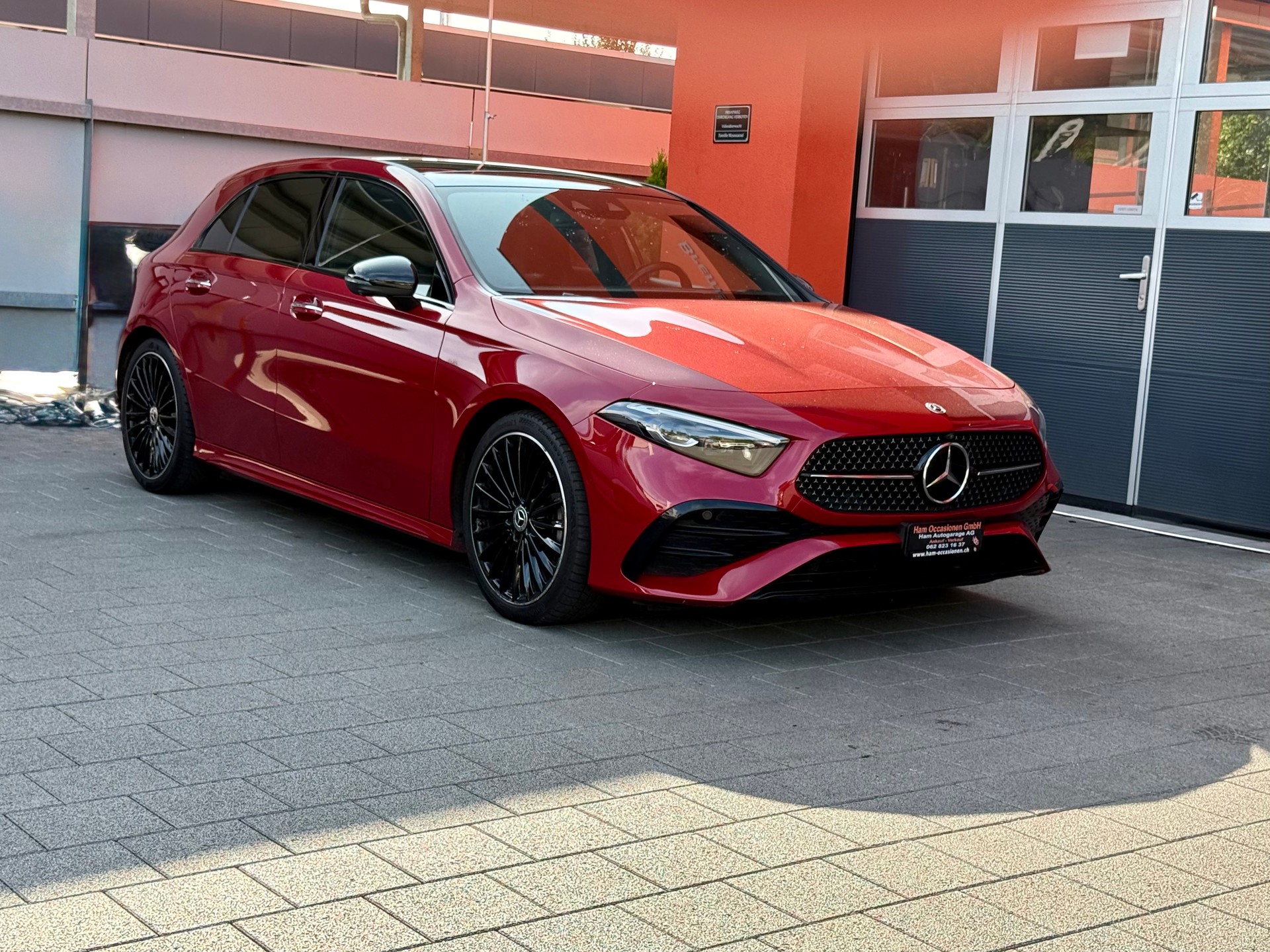 MERCEDES-BENZ A 200 7G-DCT AMG LINE-image-4