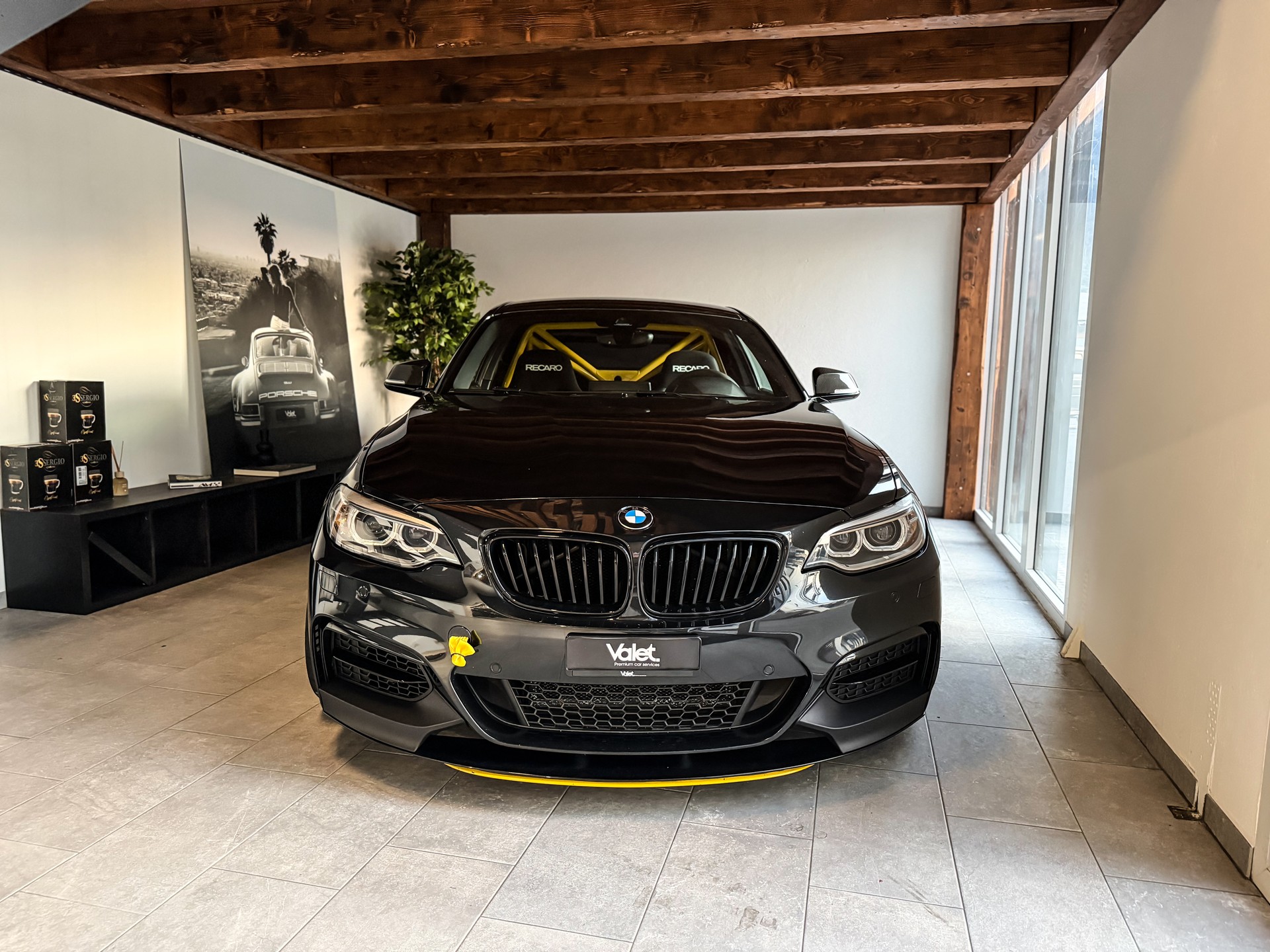 BMW M240i xDrive Steptronic-image-2