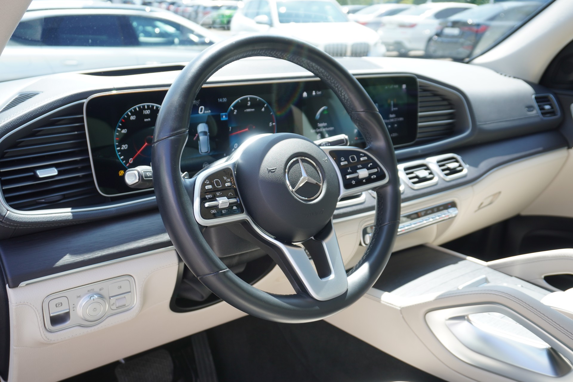 MERCEDES-BENZ GLE 400 d 4Matic AMG Line 9G-Tronic-image-14