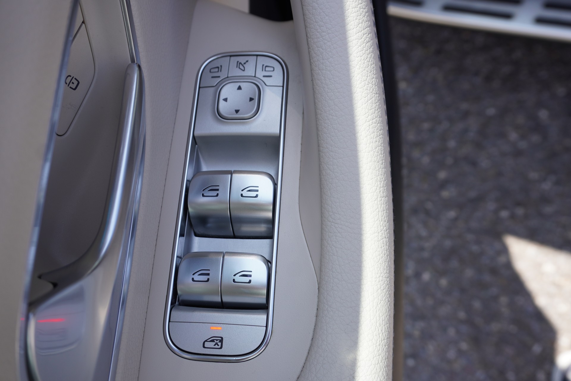 MERCEDES-BENZ GLE 400 d 4Matic AMG Line 9G-Tronic-image-17