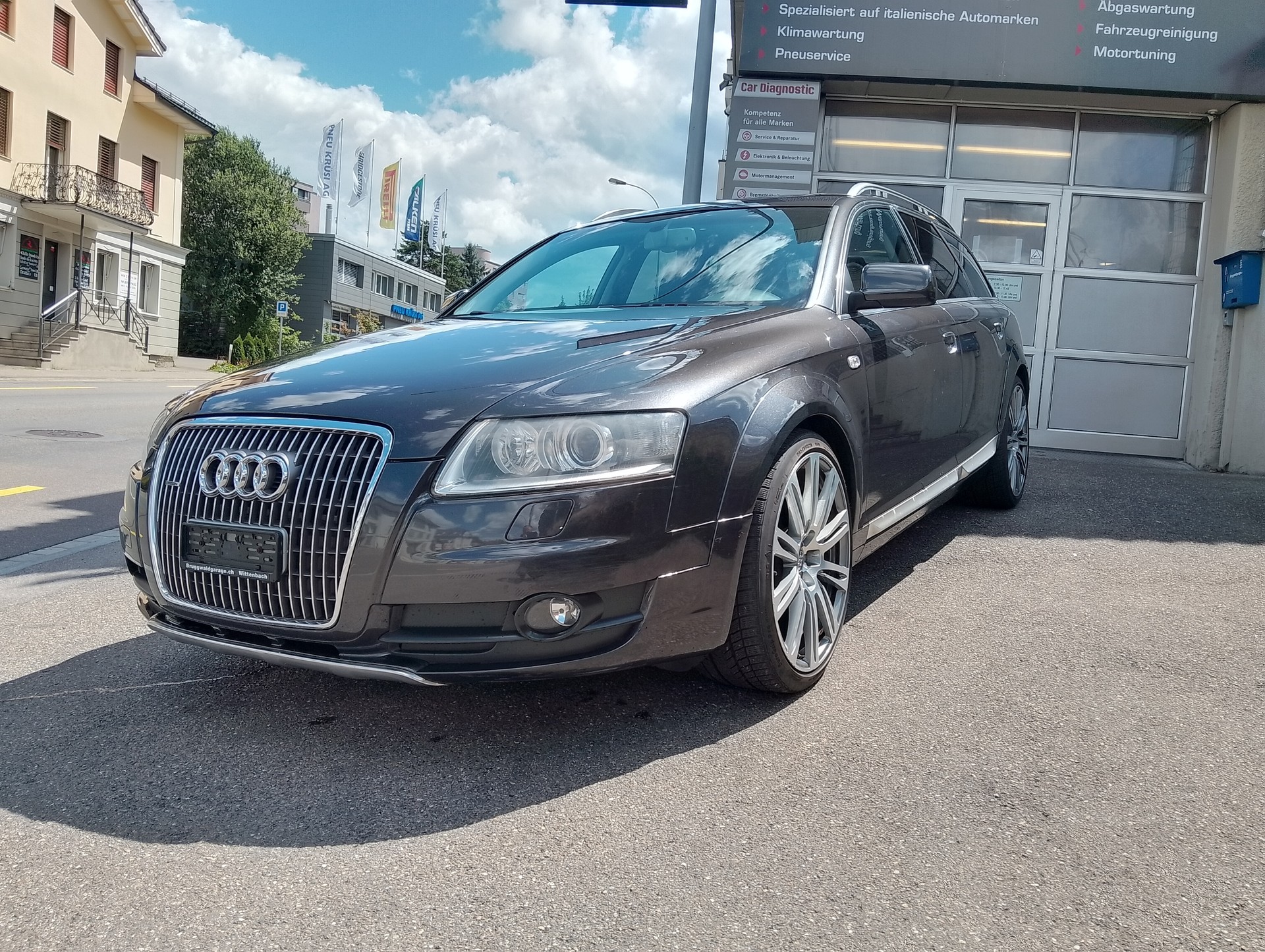 AUDI A6 allroad 3.2 FSI quattro-image-2