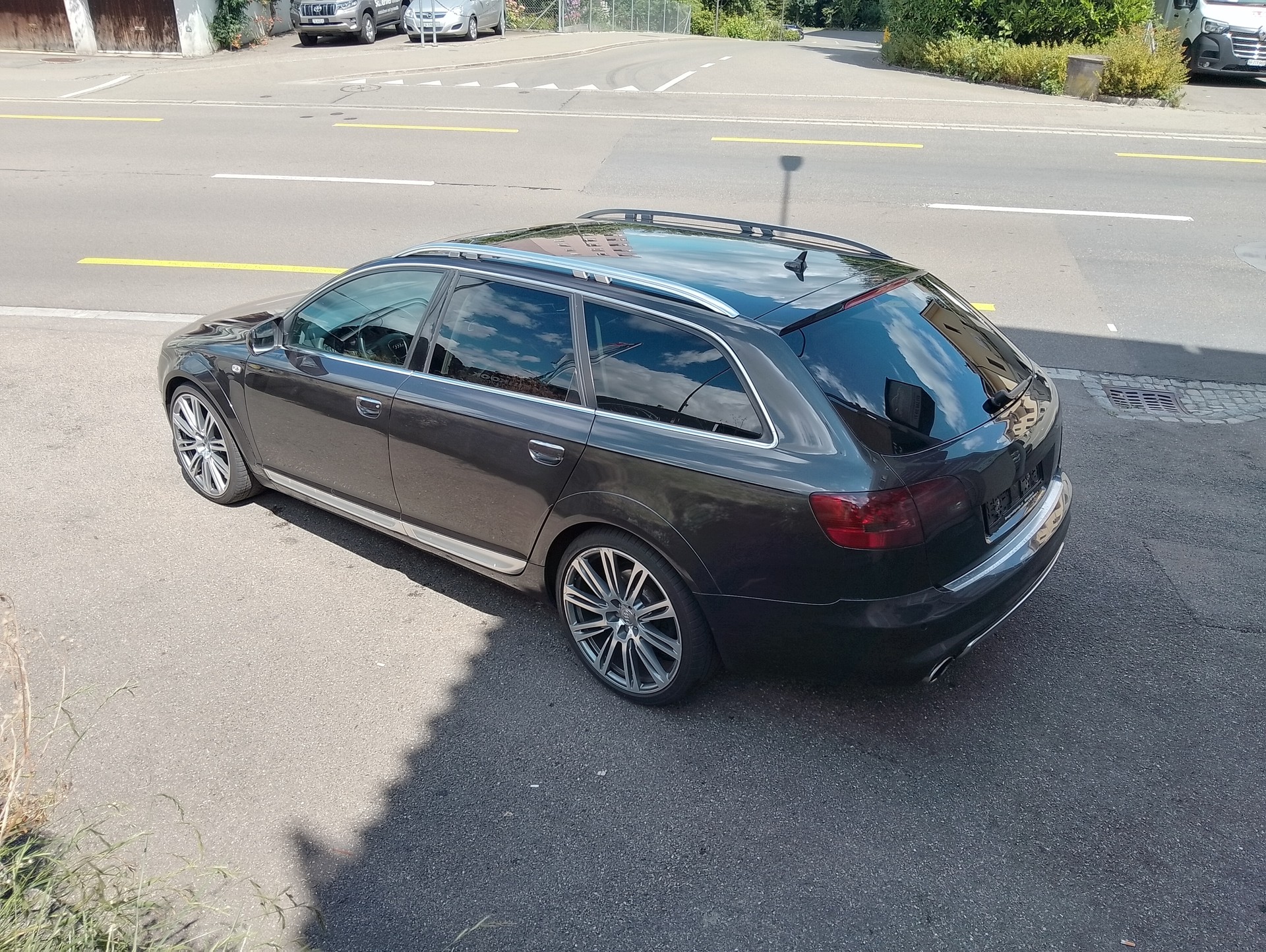 AUDI A6 allroad 3.2 FSI quattro-image-11