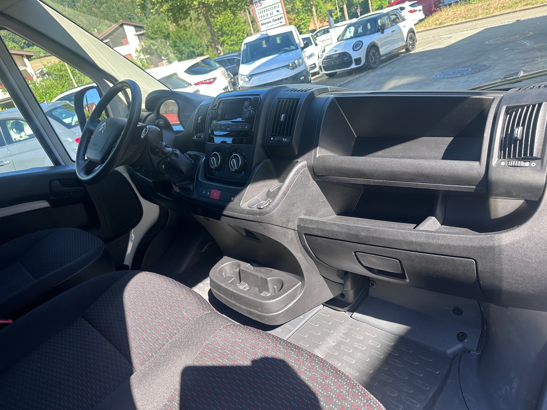 CITROEN Jumper 35 2.2 BlueHDi 140 L3H2-image-13