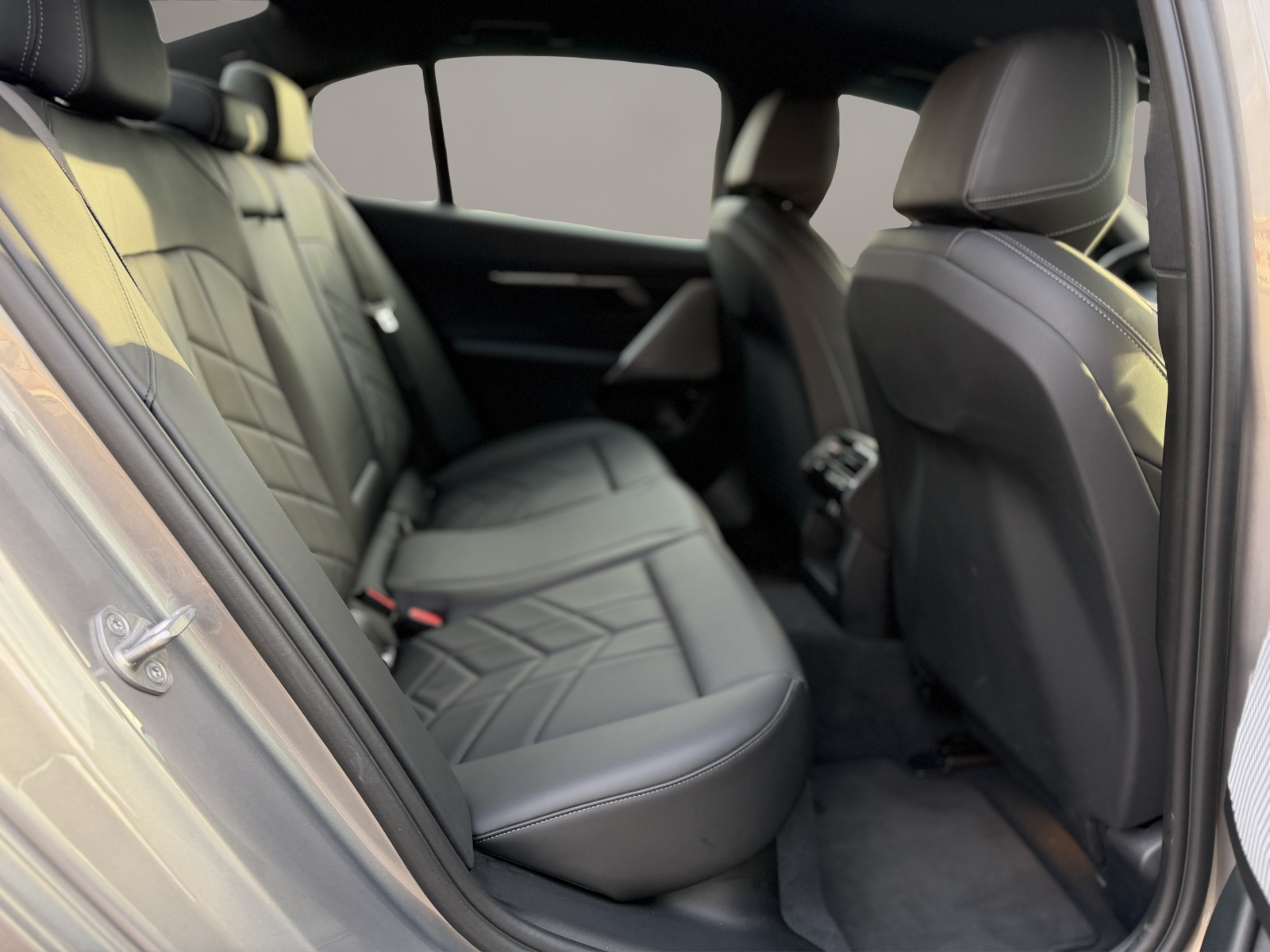 BMW 520d 48V M Sport Steptronic-image-18