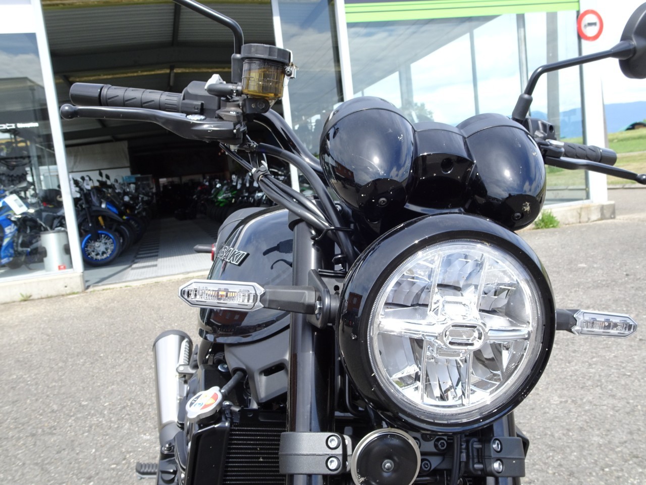 KAWASAKI Z 900 RS (35kW)-image-5