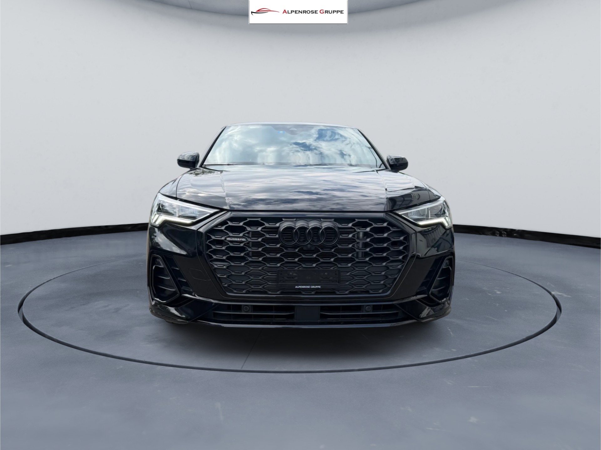 AUDI Q3 Sportback 40 TFSI S line quattro S-tronic-image-1