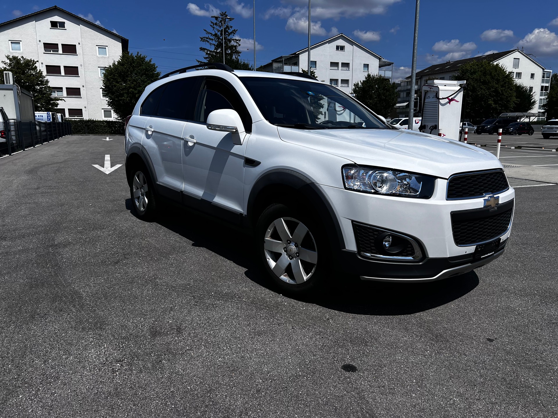 CHEVROLET Captiva 2.2 VCDi LTZ 4WD Automatic-image-1