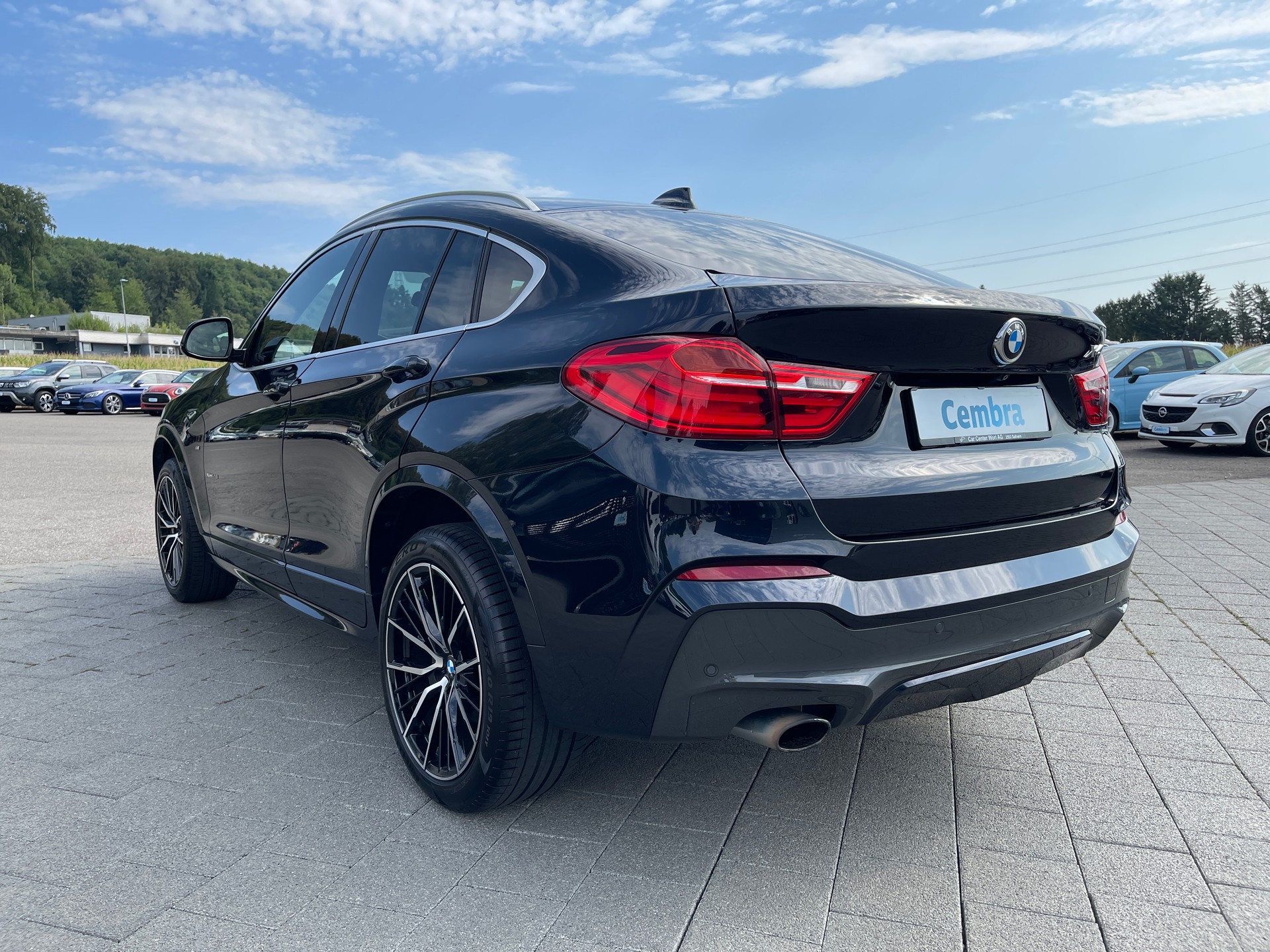 BMW X4 xDrive 20i Steptronic-image-2