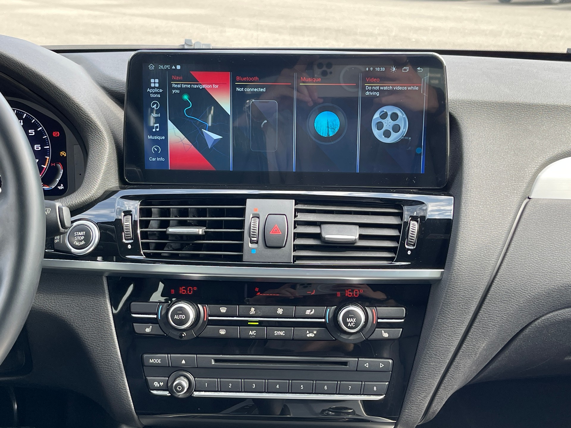 BMW X4 xDrive 20i Steptronic-image-9