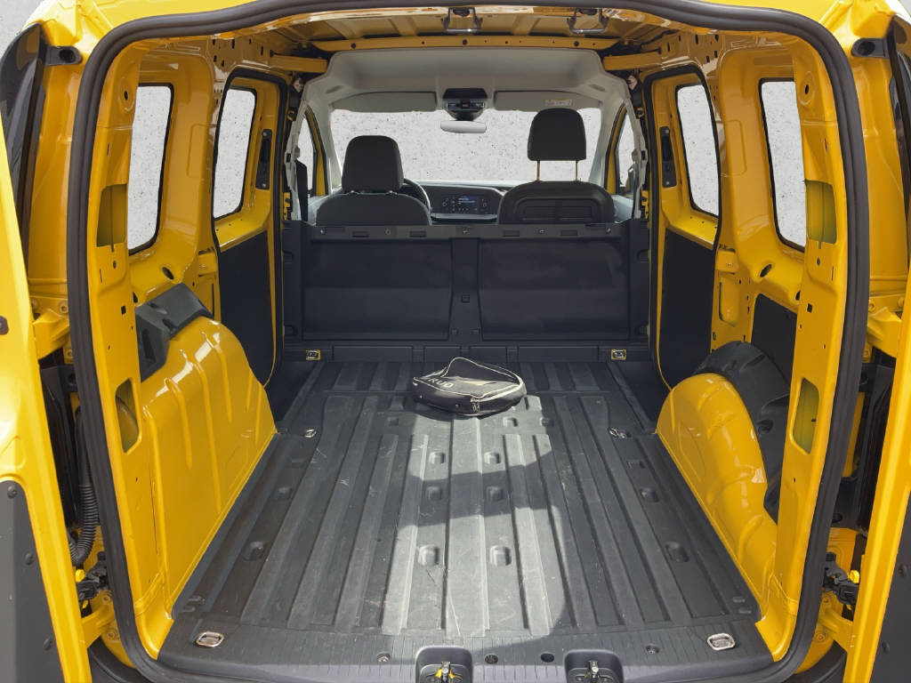 VW Caddy Kaw. 1.5 TSI 114 Entry DSG-image-13