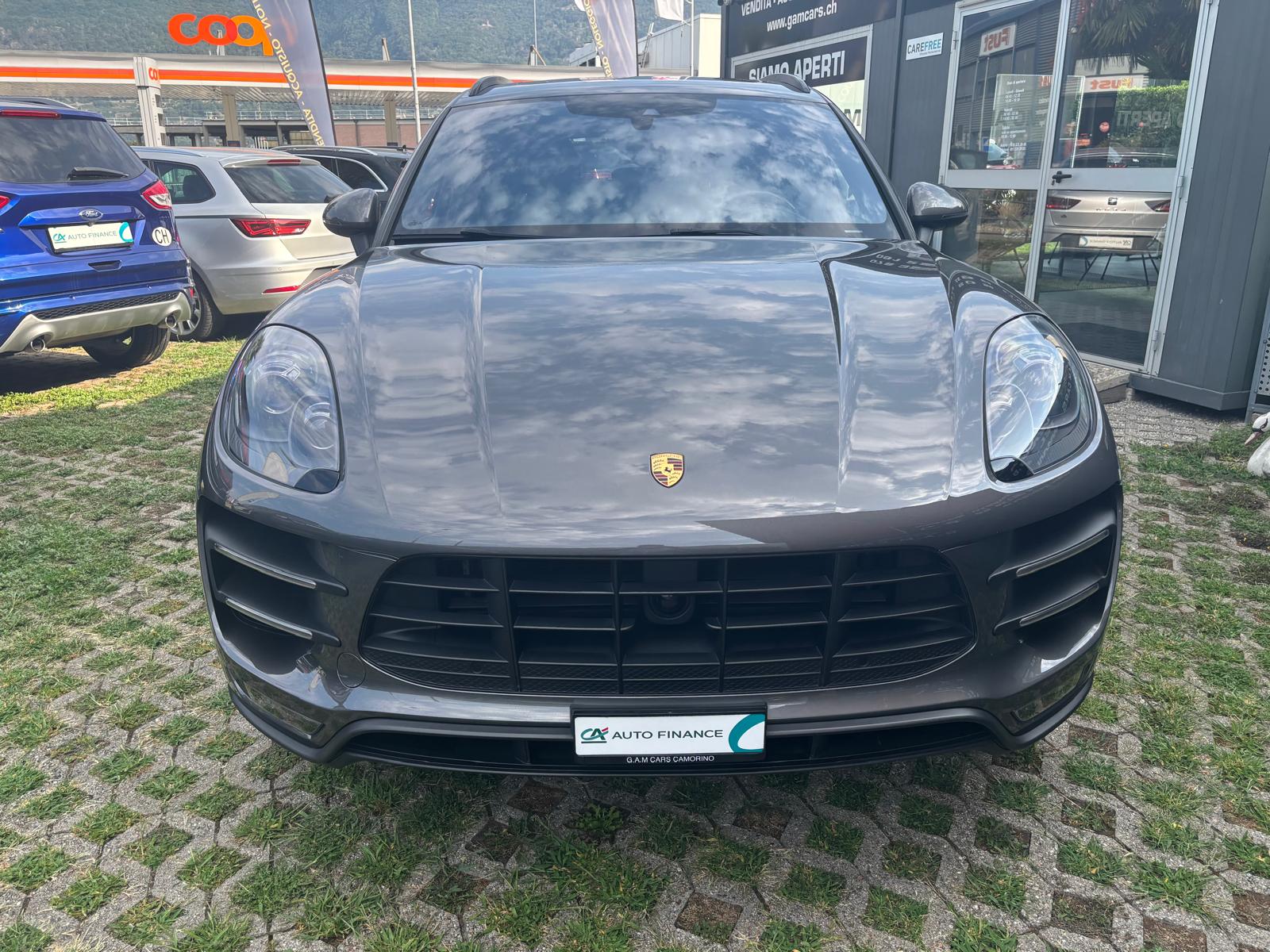 PORSCHE Macan Turbo PDK-image-0