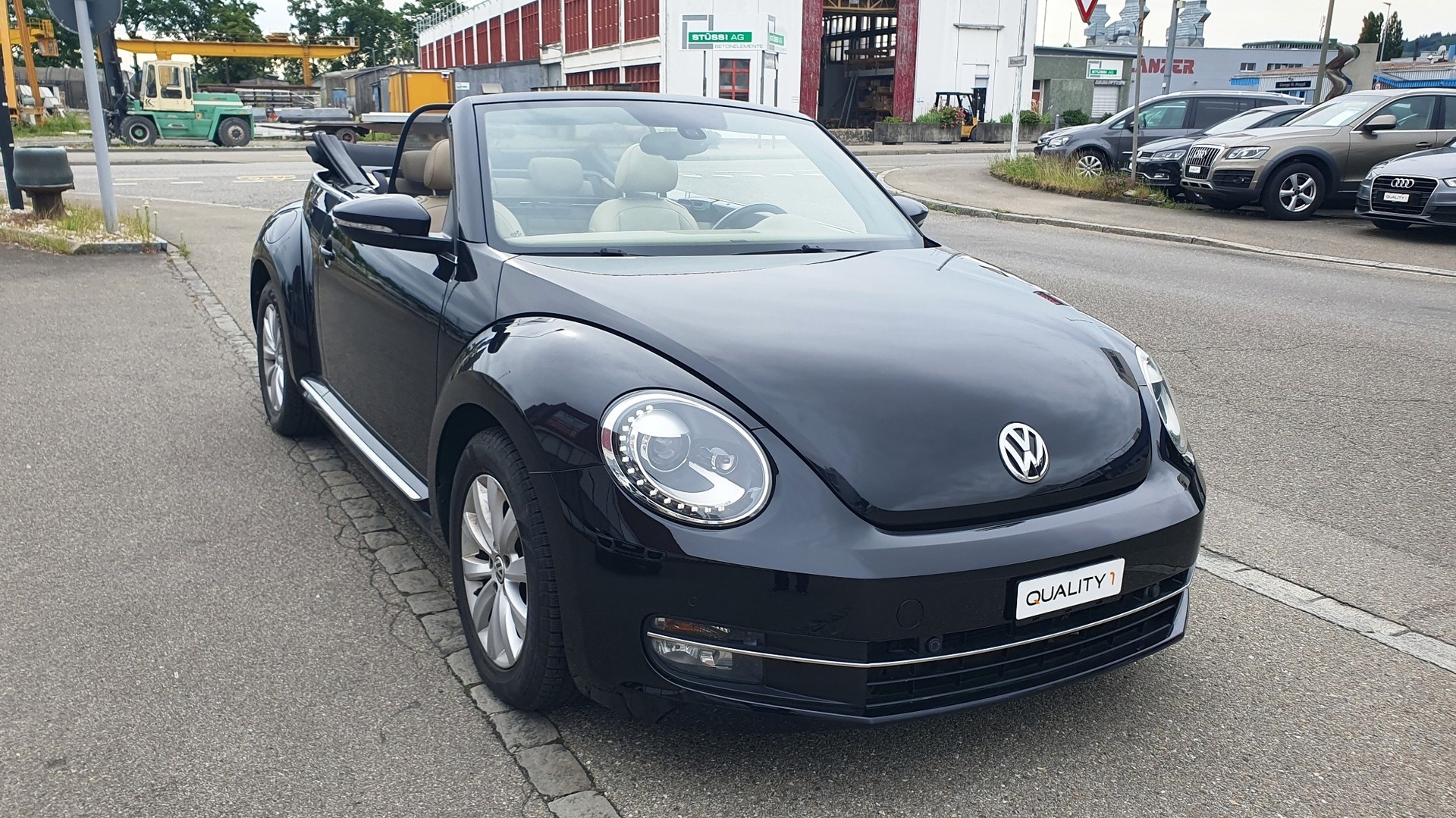VW Beetle Cabrio 1.2 TSI Design DSG-image-0
