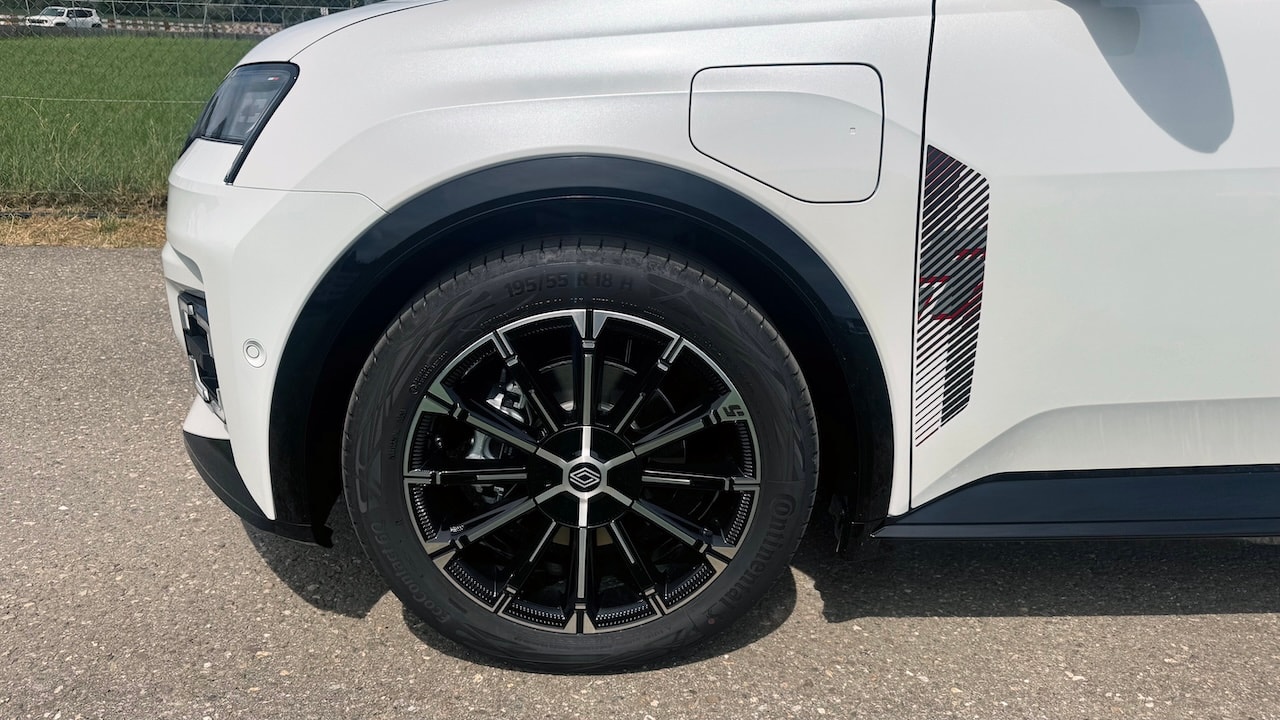 RENAULT R5 E-Tech Comfort Range 52 kWh Iconic Five-image-11