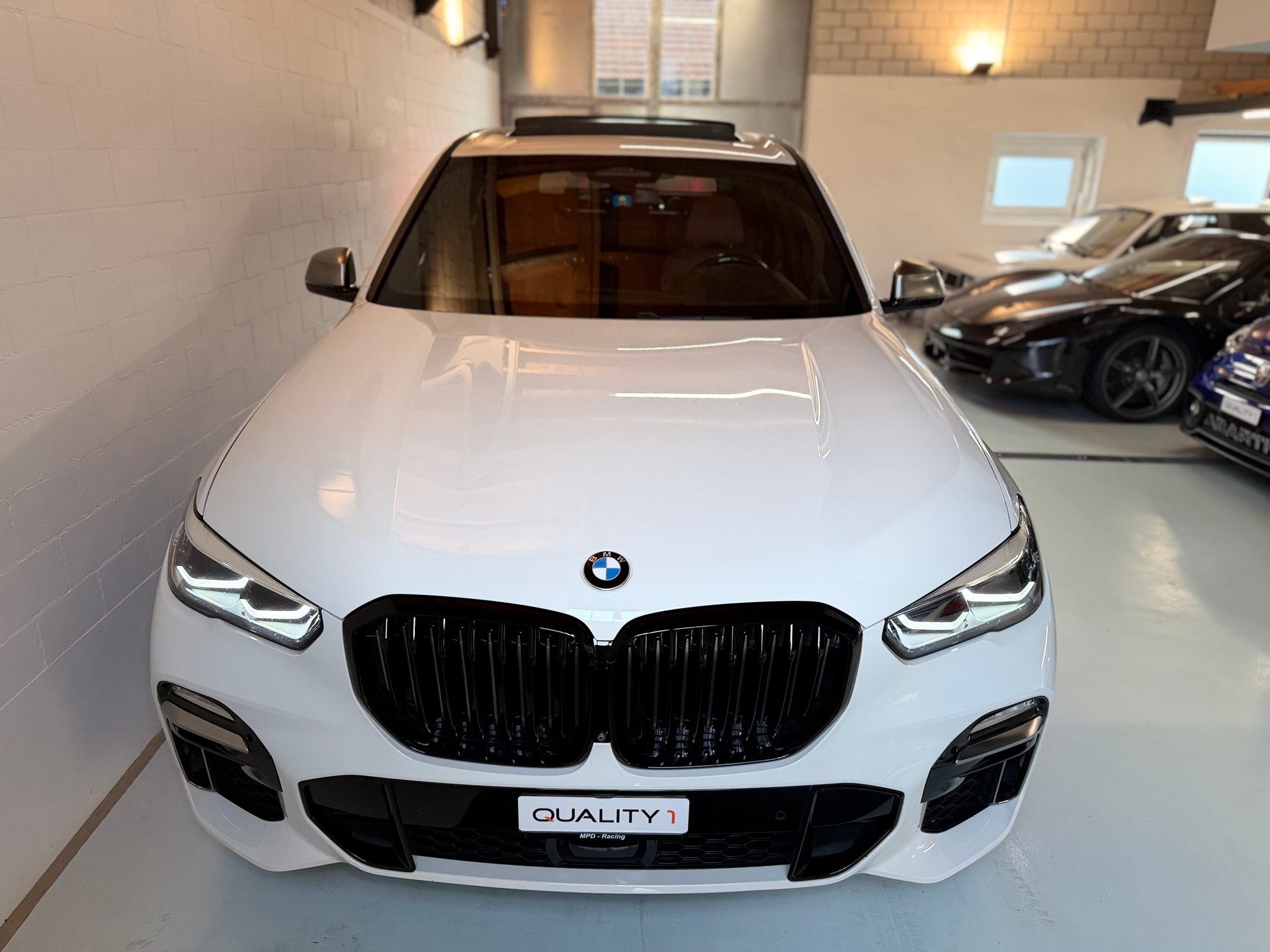 BMW X5 xDrive M50d Steptronic-image-2