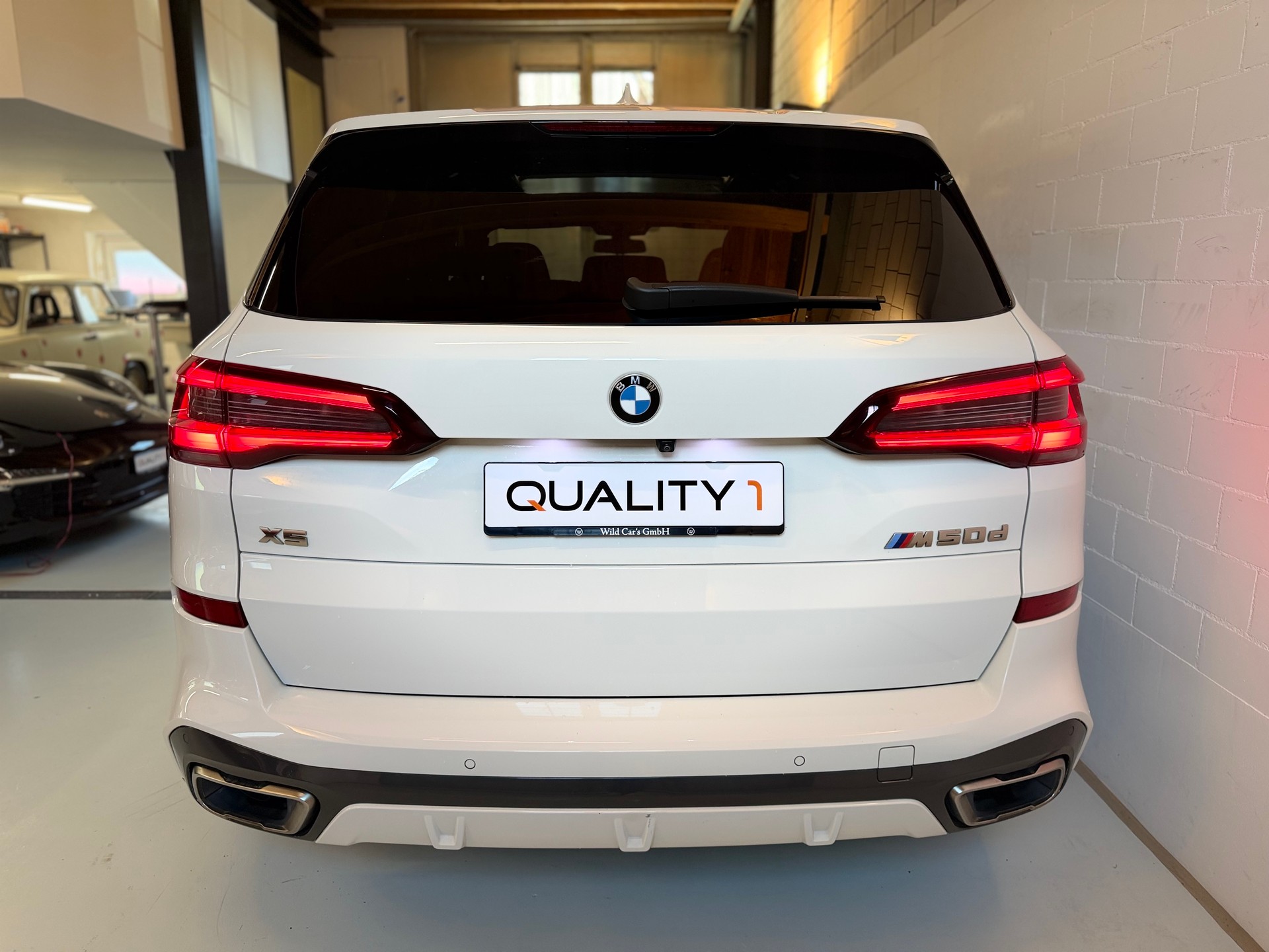 BMW X5 xDrive M50d Steptronic-image-5