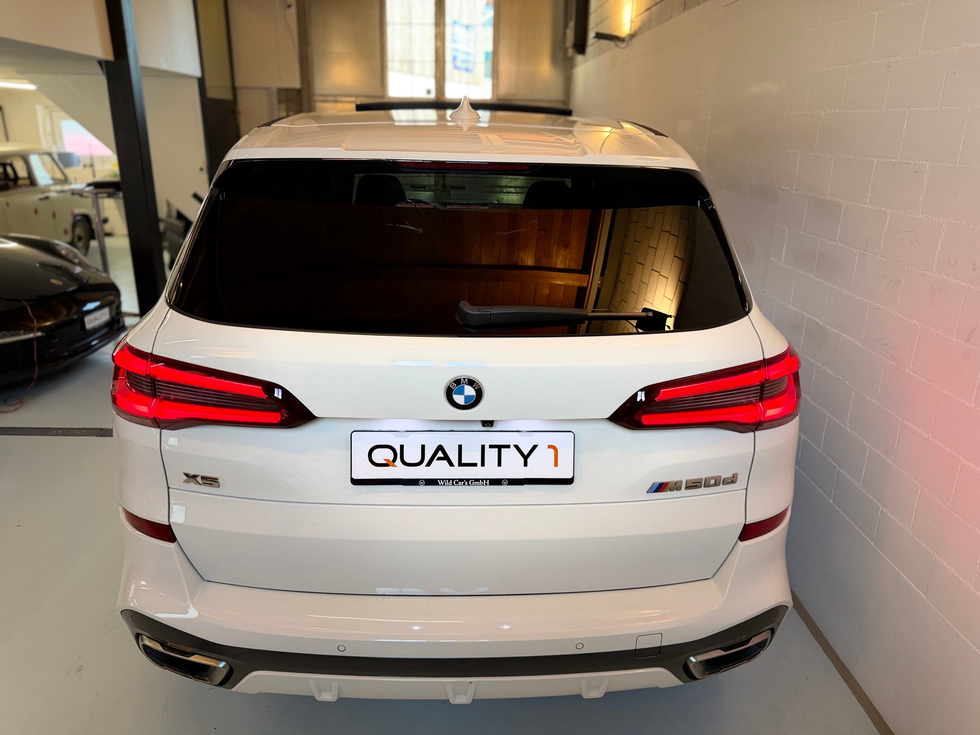 BMW X5 xDrive M50d Steptronic-image-6