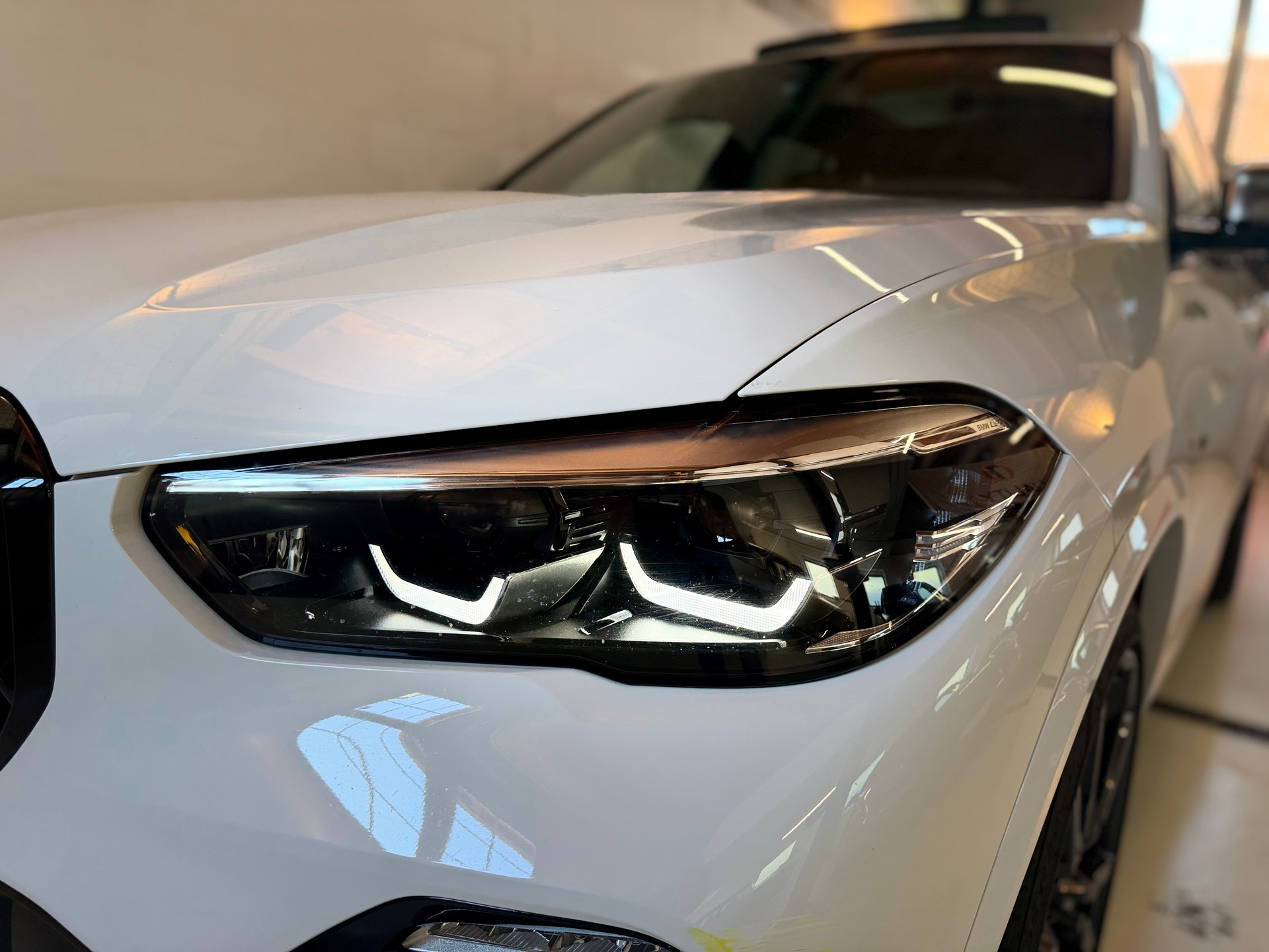 BMW X5 xDrive M50d Steptronic-image-7