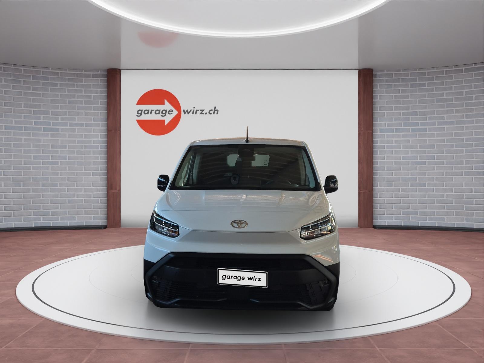 TOYOTA PROACE CITY Van L2 1.2 Active-image-6