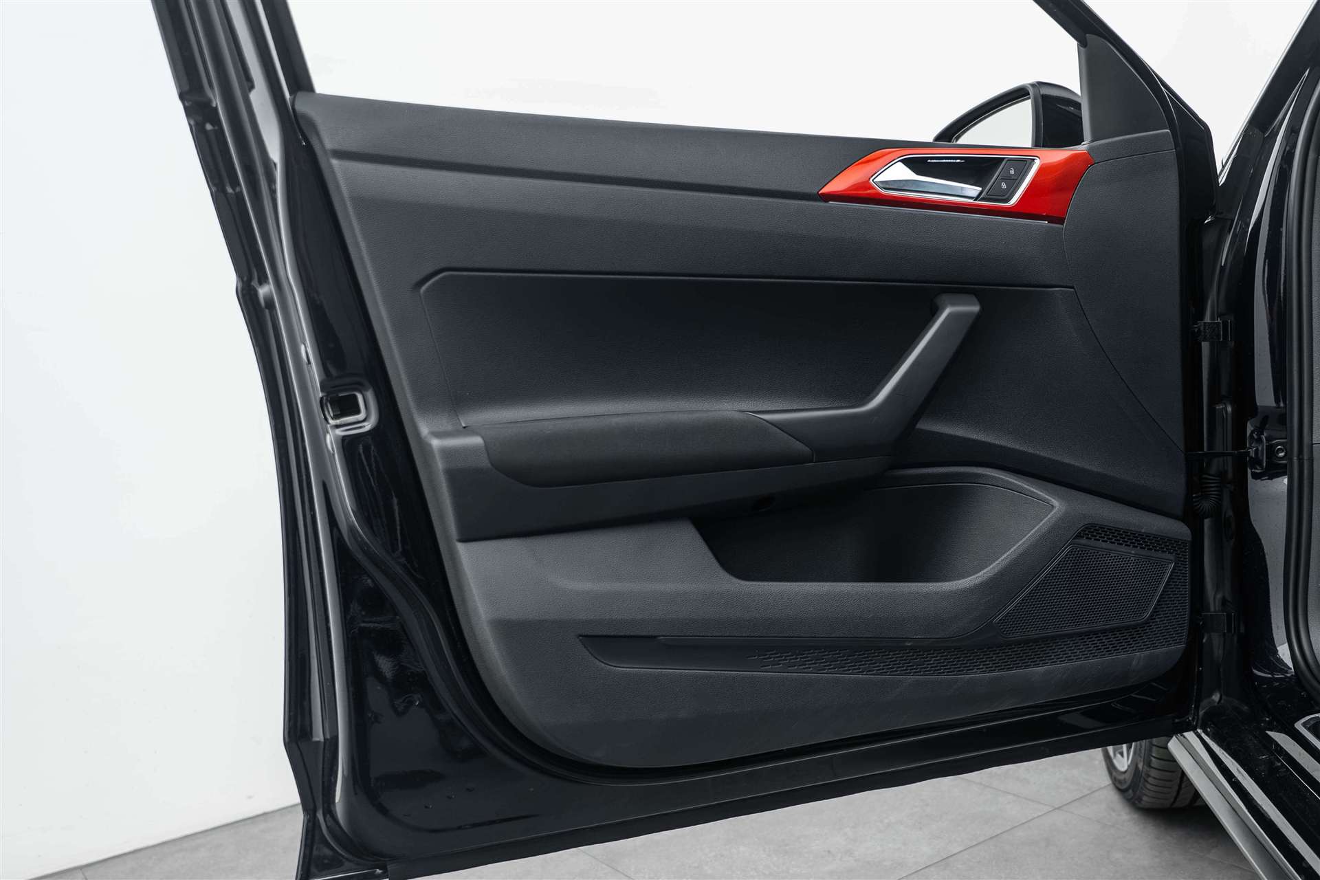 VW VW Polo 2.0 TSI GTI DSG Pano & Alcantara!-image-6