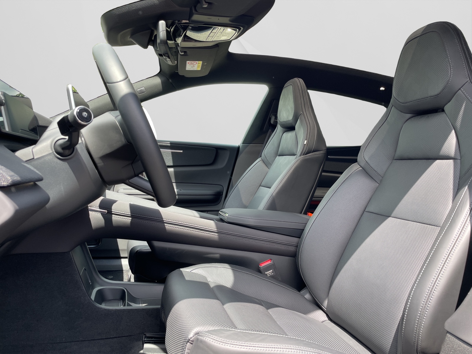 POLESTAR 4 Long Range Dual Motor-image-9