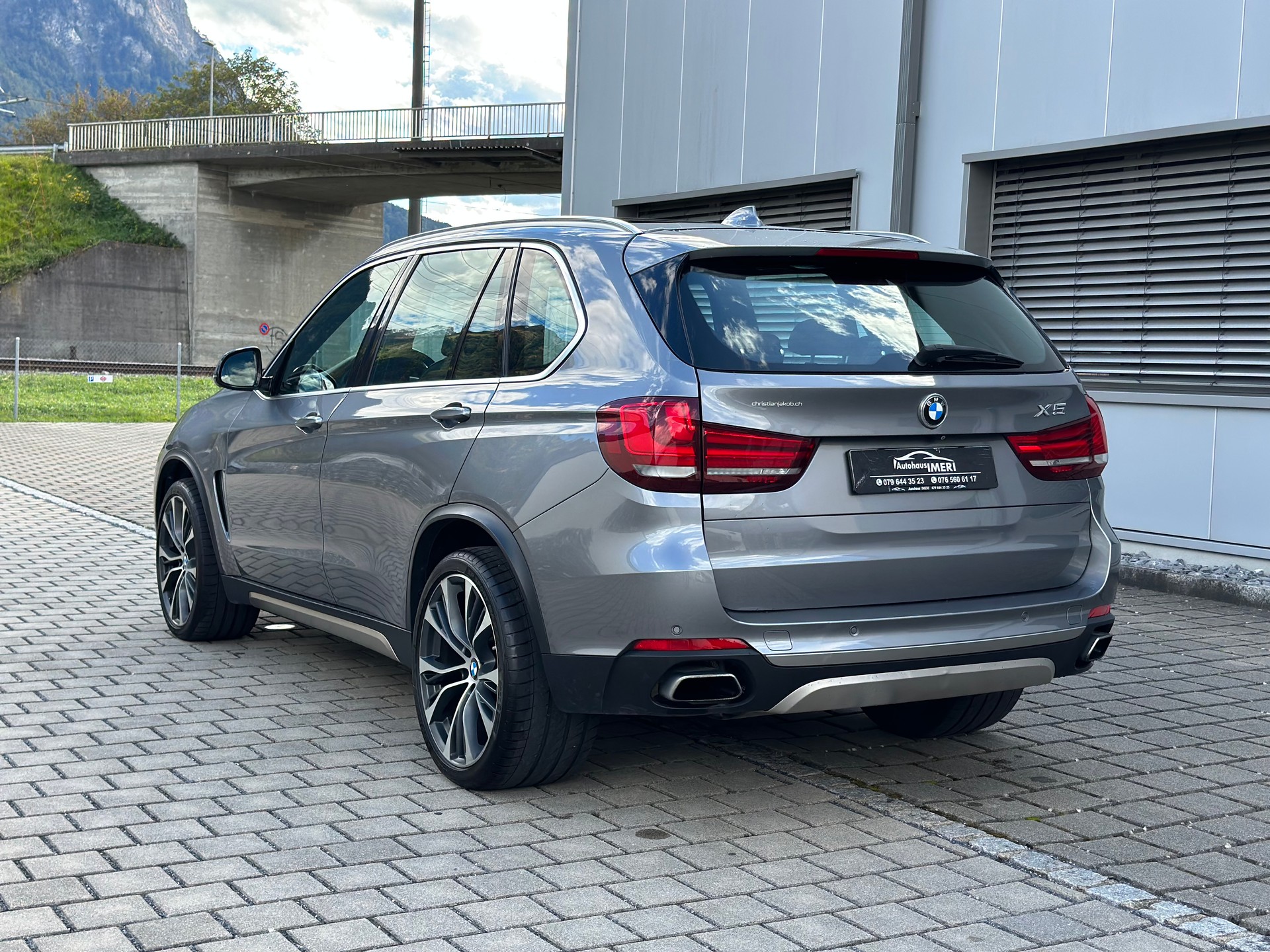 BMW X5 xDrive 50i Steptronic-image-6