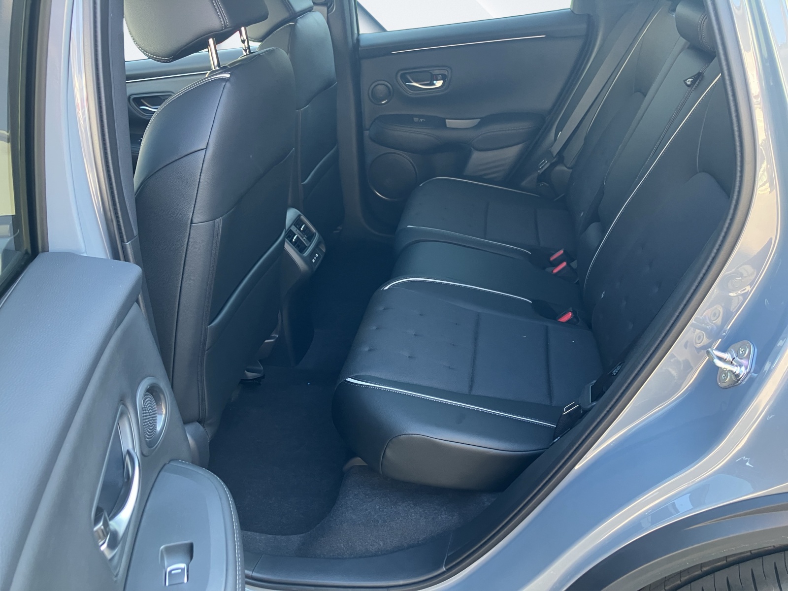 HONDA ZR-V 2.0 i-MMD Sport, Leasing Aktion 1.9 %, inkl. GRATIS Winterräder in Wert von 2100.--image-9